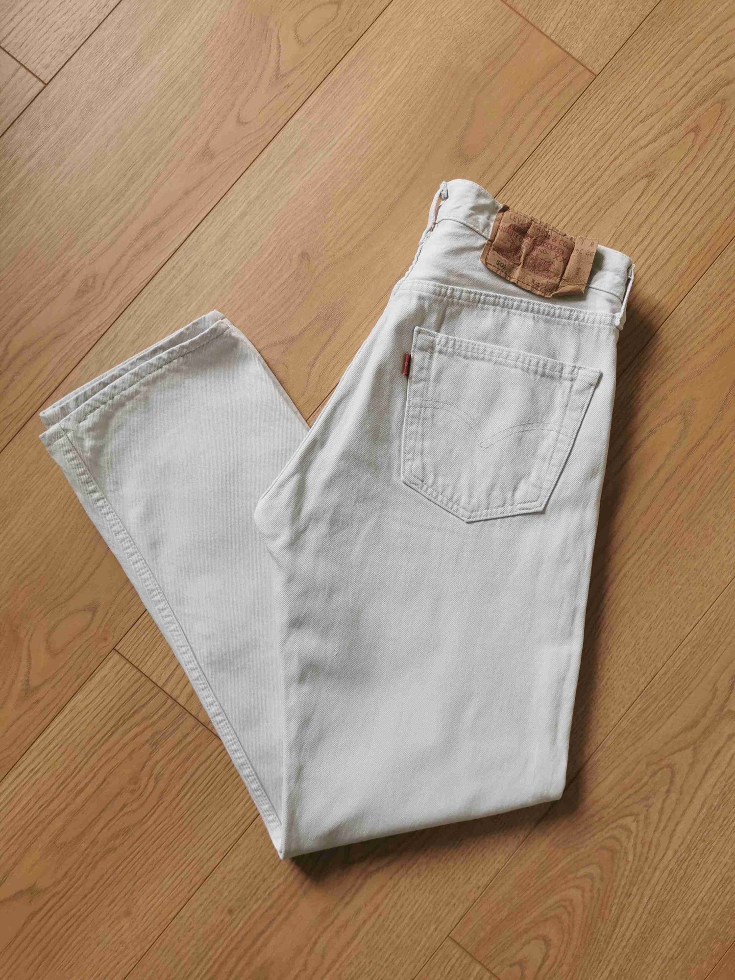 Jean Levi's 501 W32L34