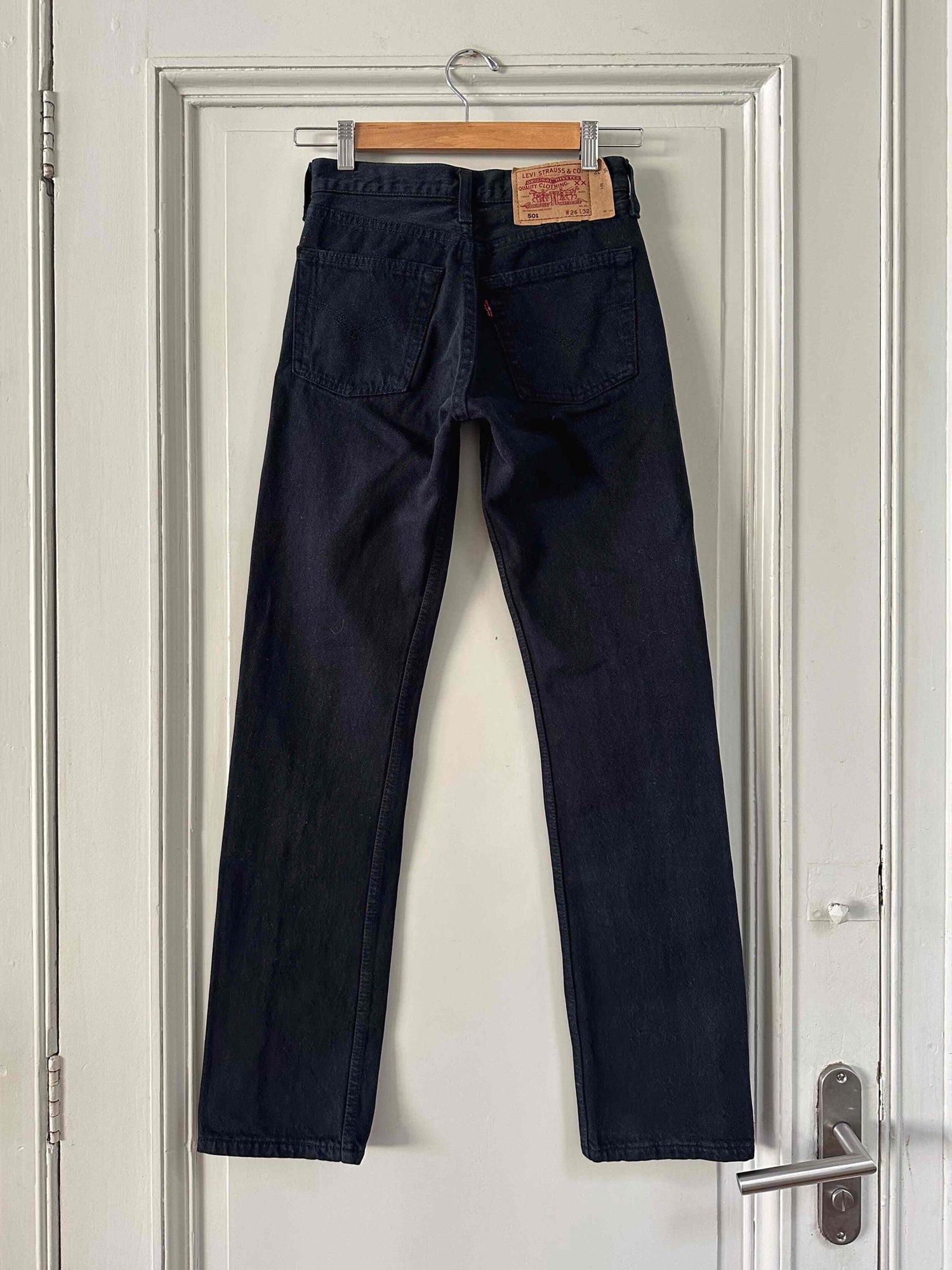 Jean Levi's 501 W26 L32