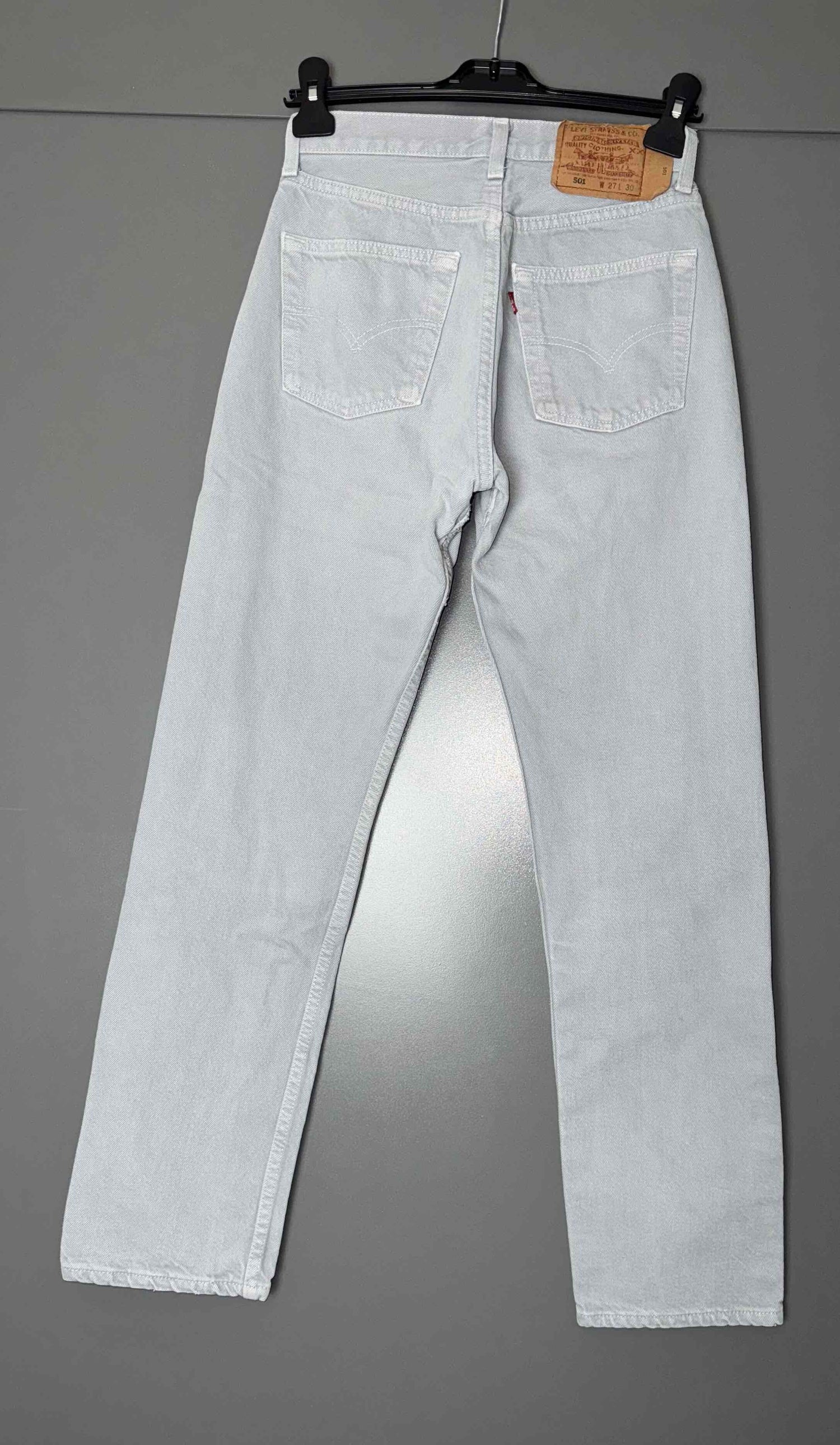 Jean Levi's 501 W27L30