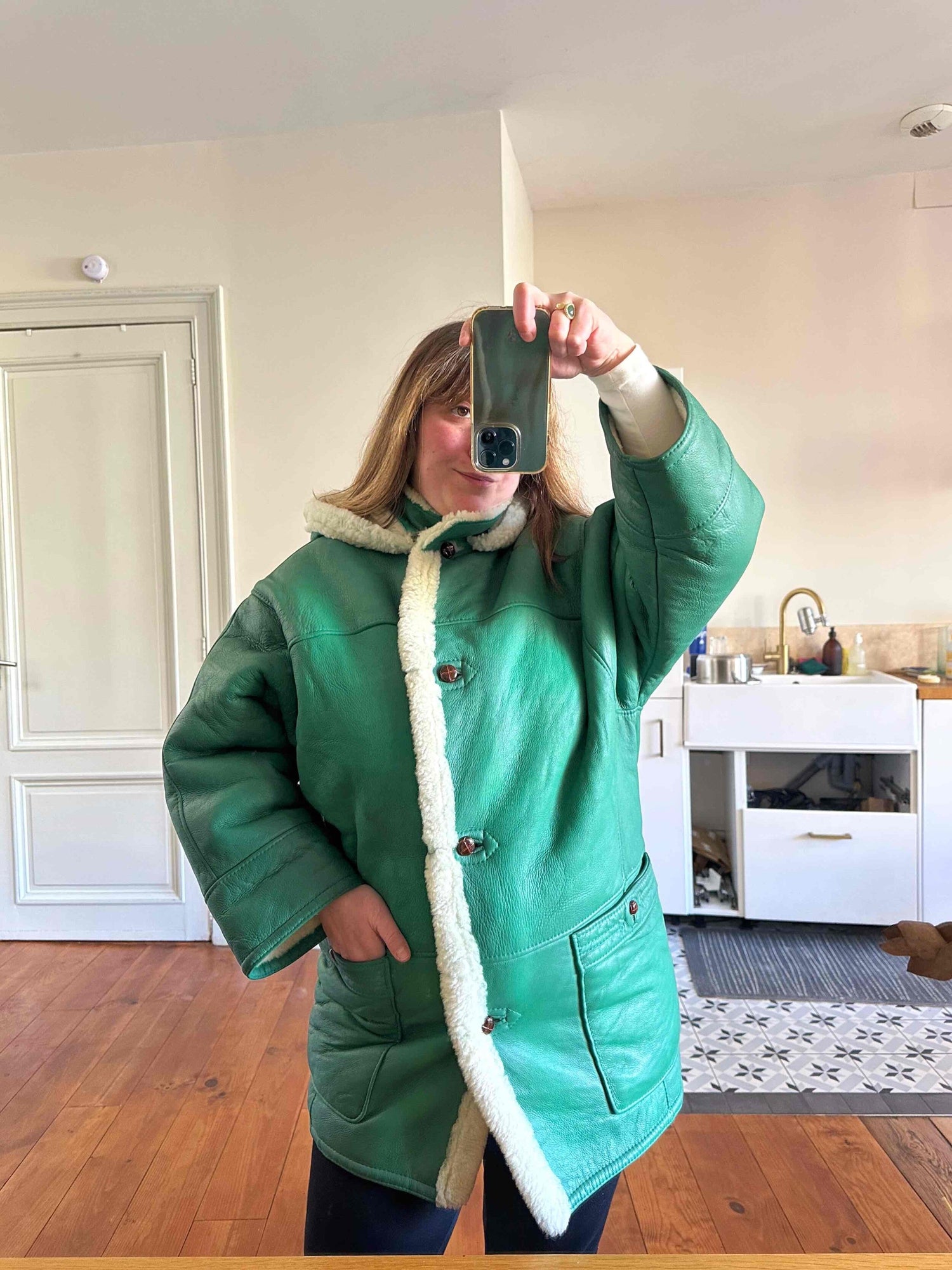 Manteau en peau lainée