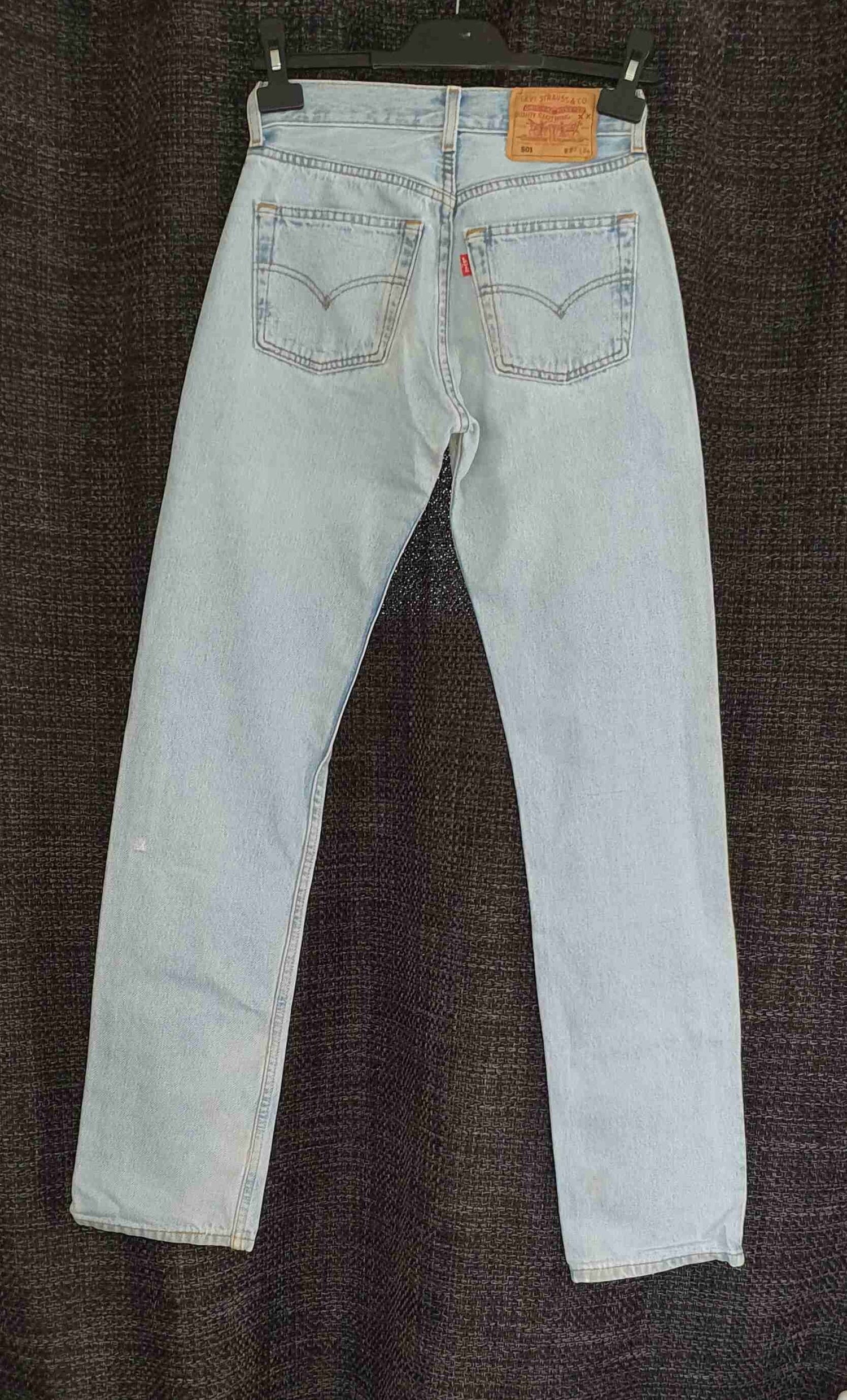 Jean Levi's 501 W37L34