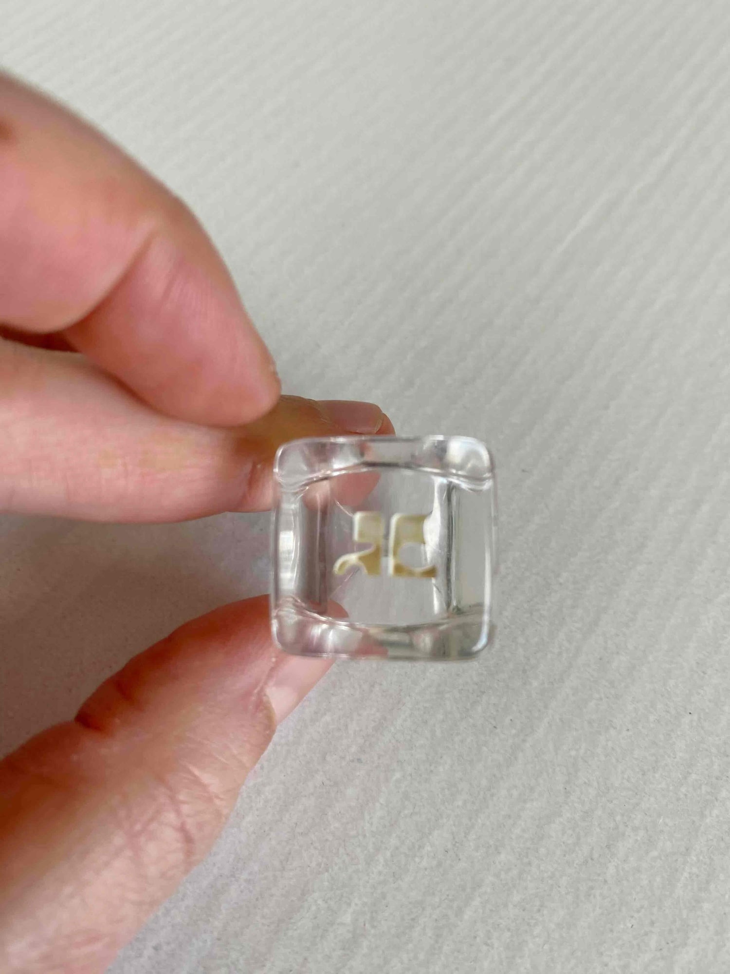 Courrèges ring