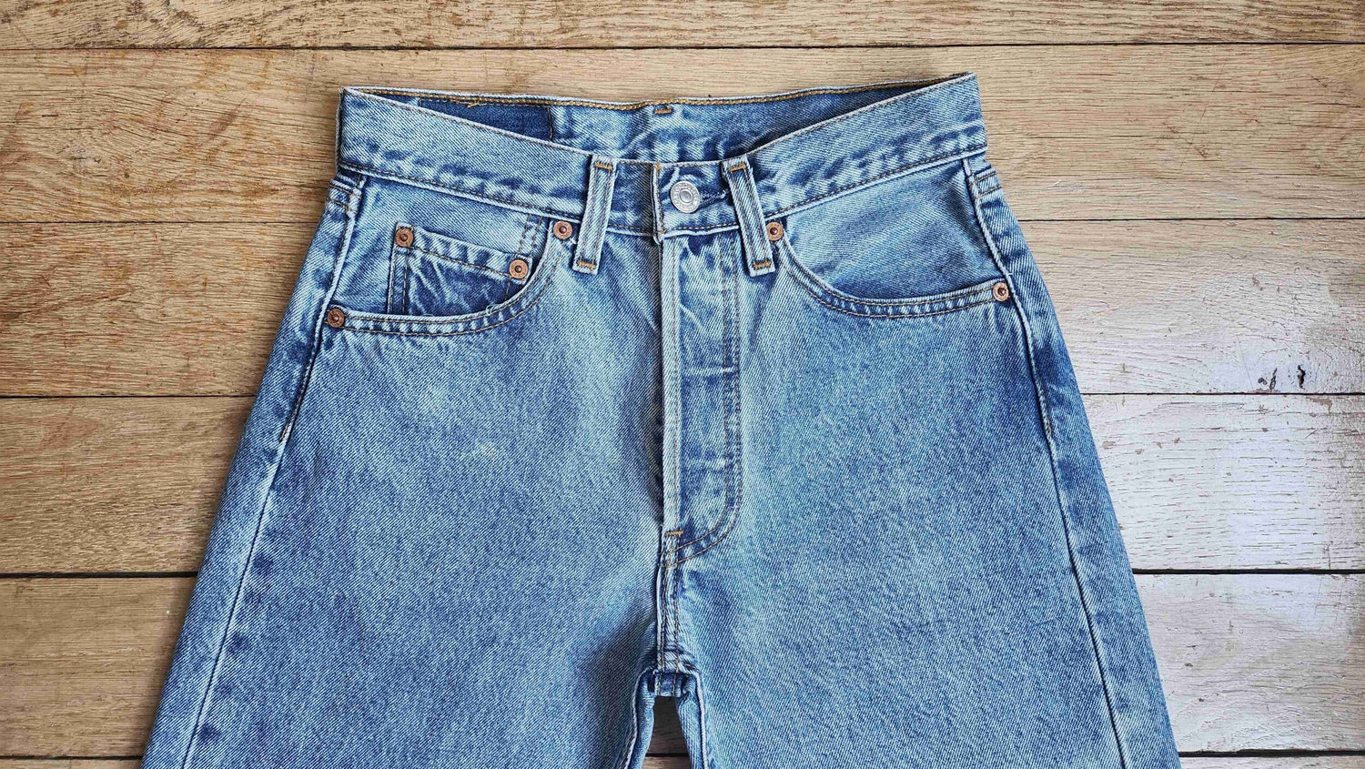 Jean Levi's 501 W26L32