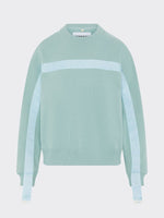 Made from 100% GOTs Certified Organic Cotton, zero chemicals, workers & water supplies protected.