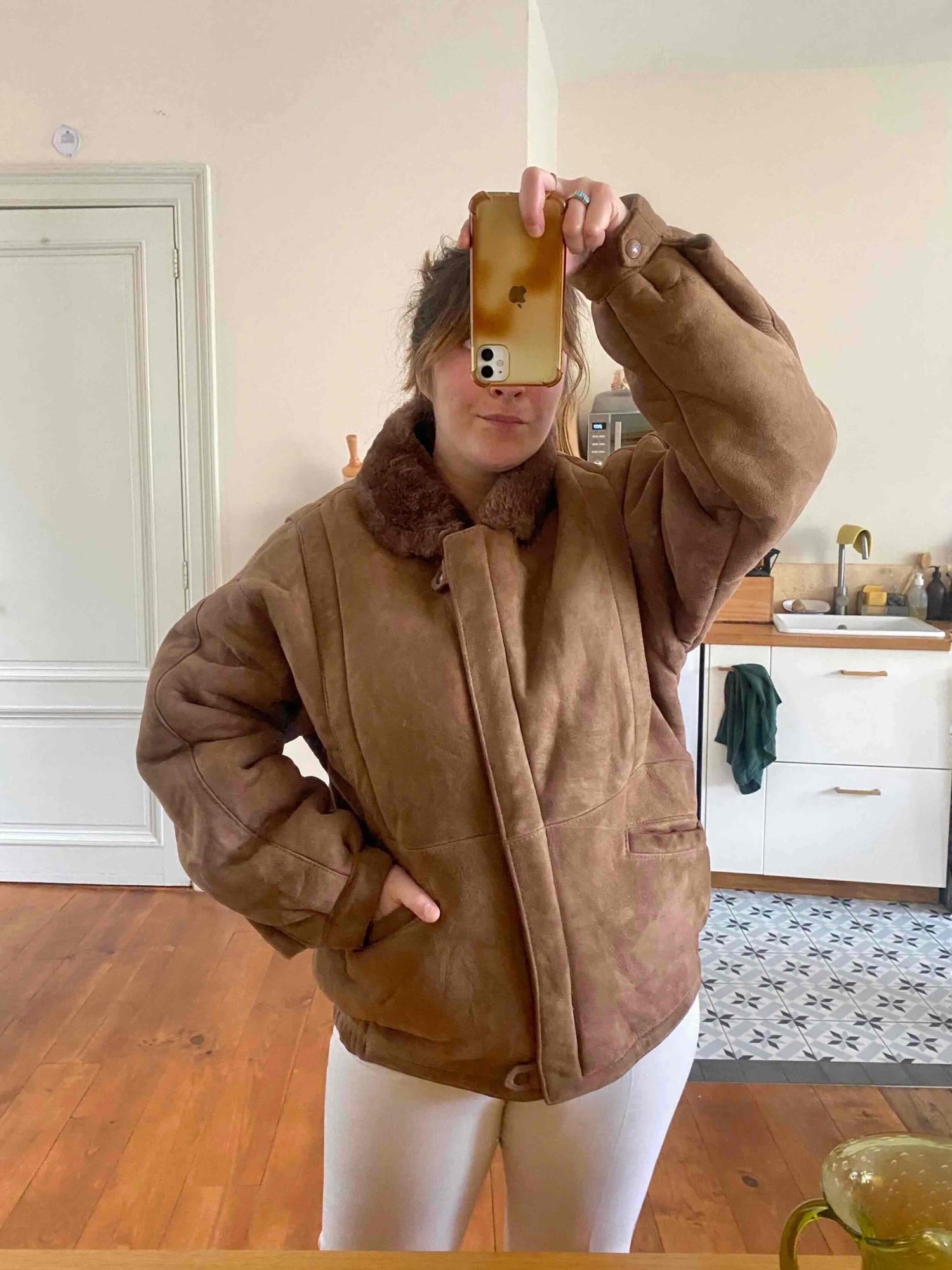 Bombardier en peau lainée