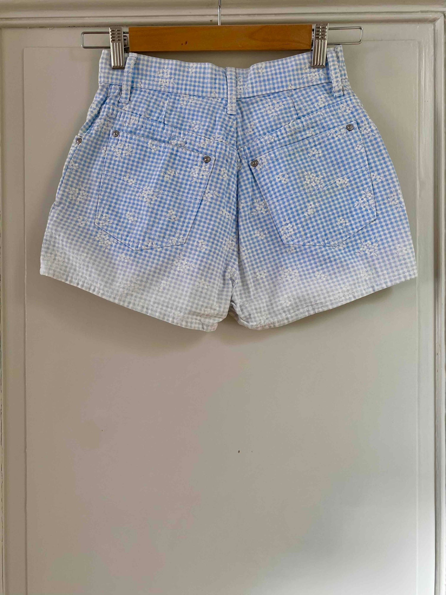 Mini short vichy et fleurs
