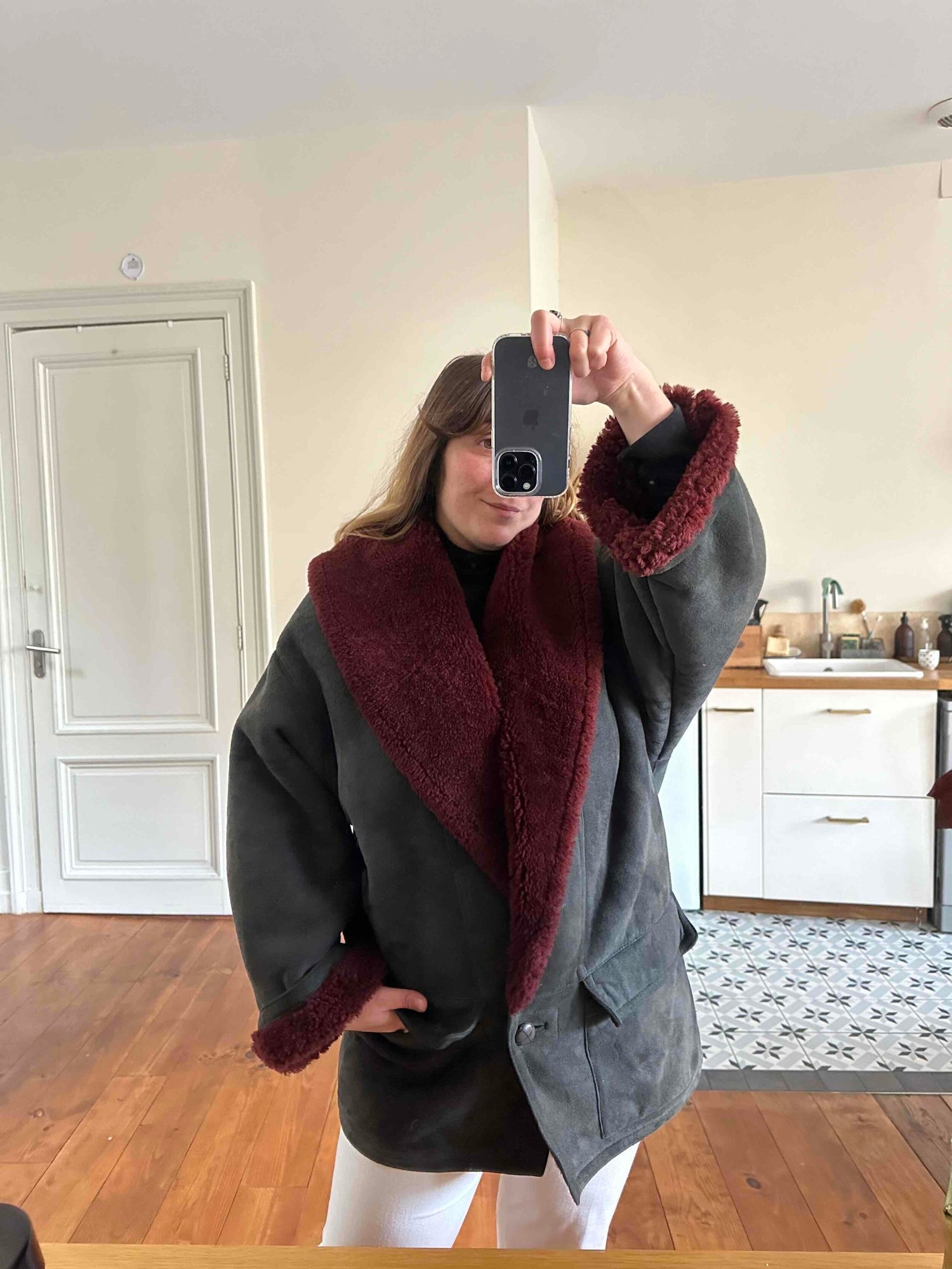 Manteau en peau lainée