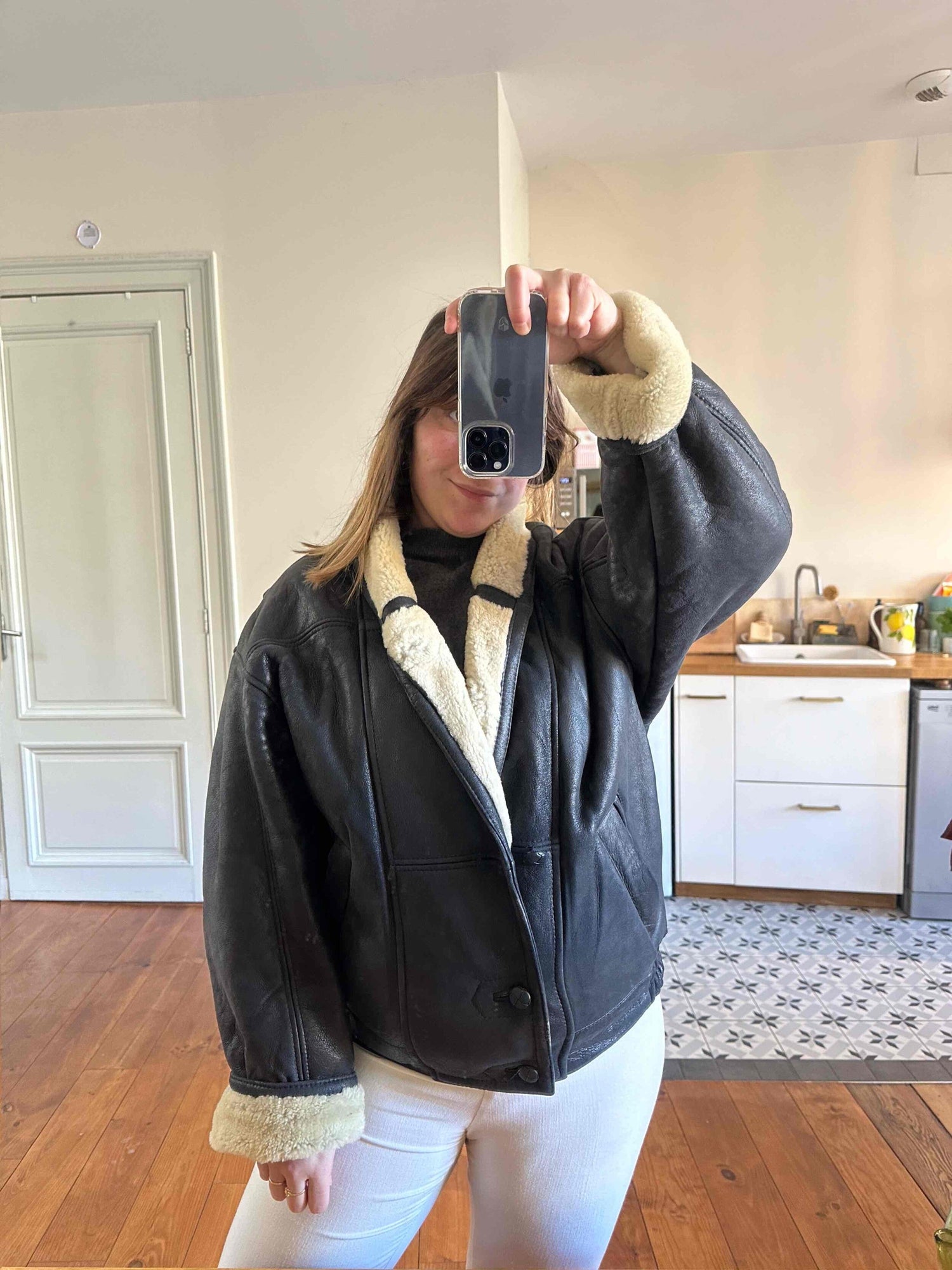 Bombardier en peau lainée