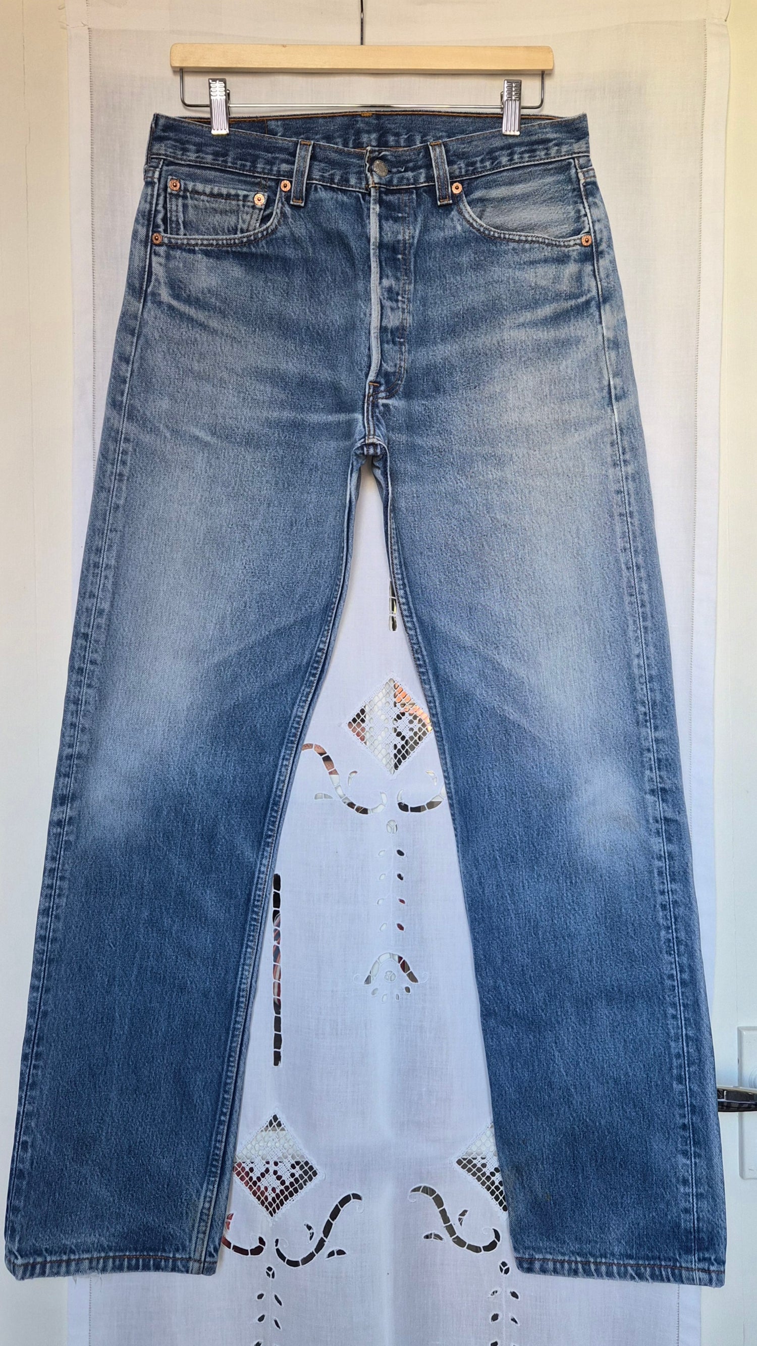 Jean Levi’s 501 W33 L32