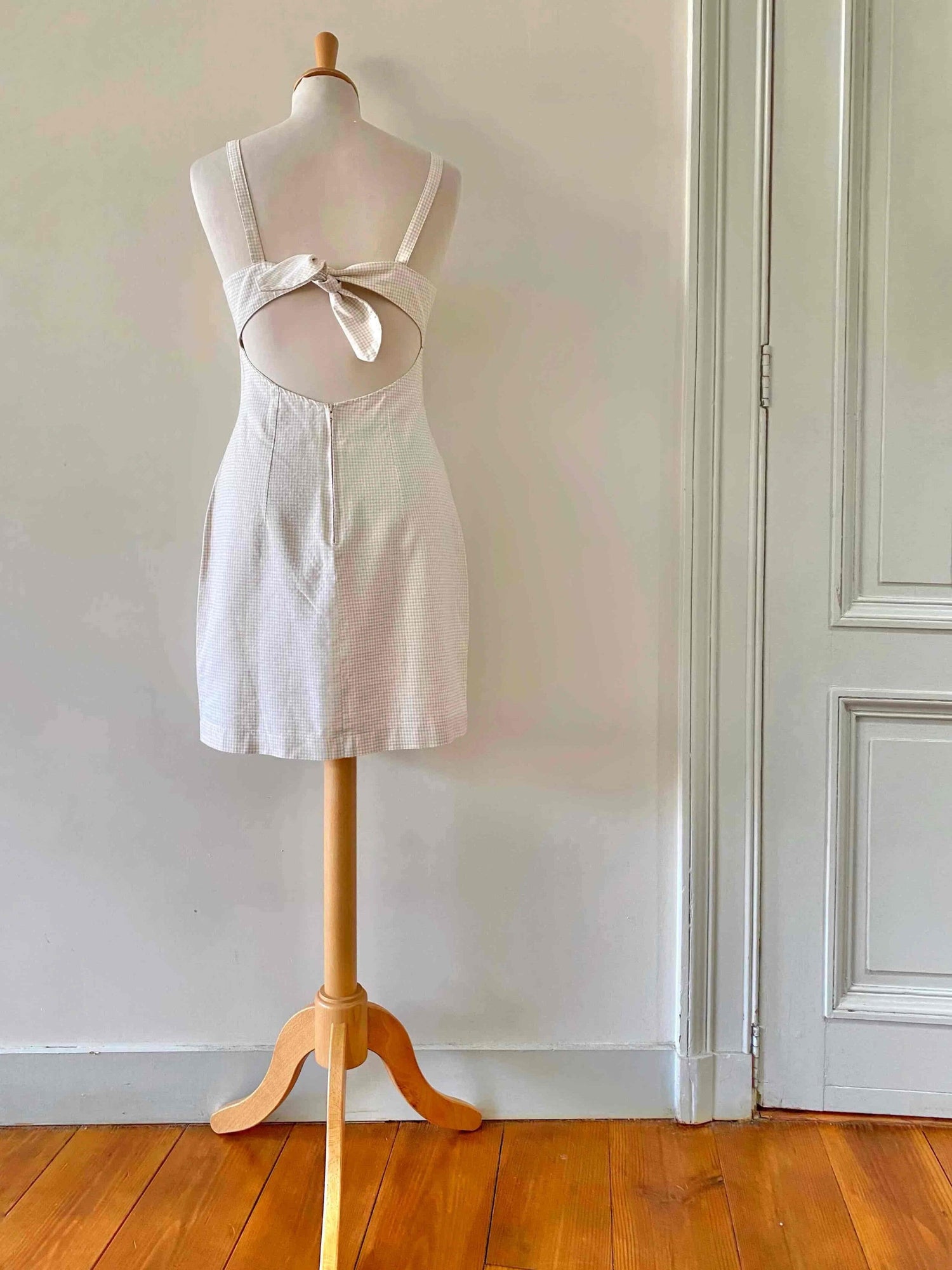 Vichy dress with open back