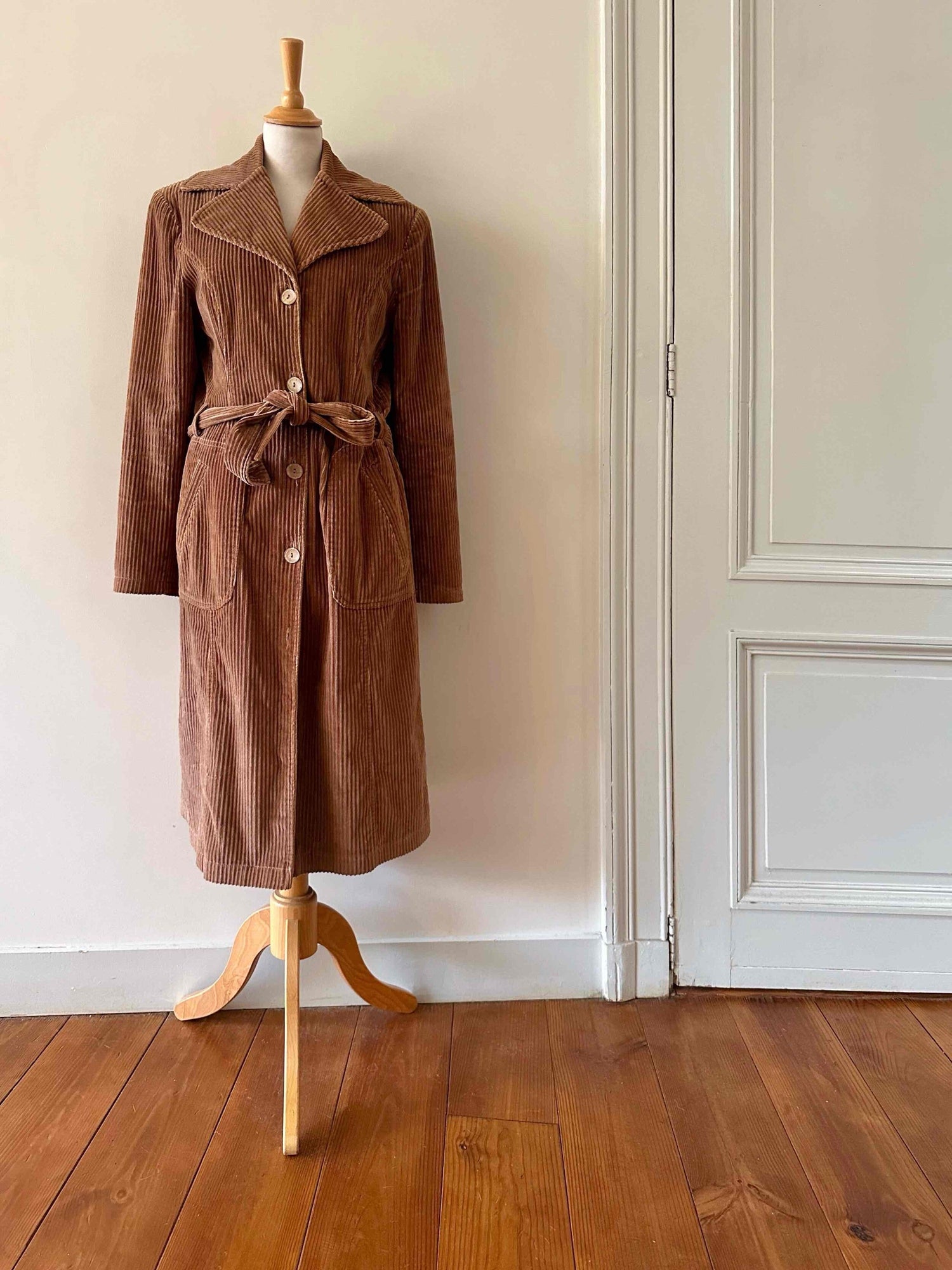 Trench en velours côtelé