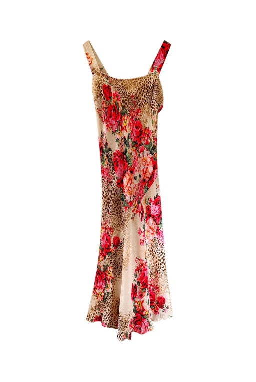 Leopard print dress with flowers