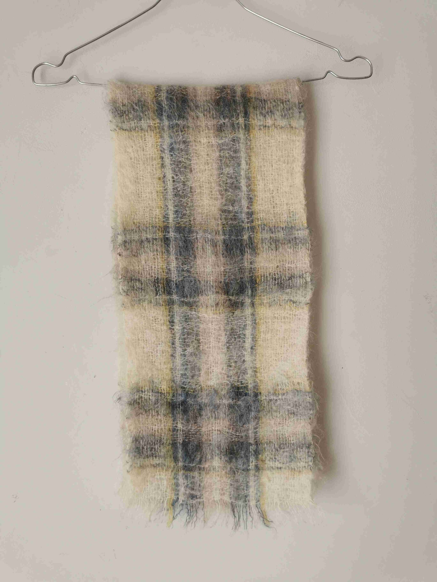 Wool scarf