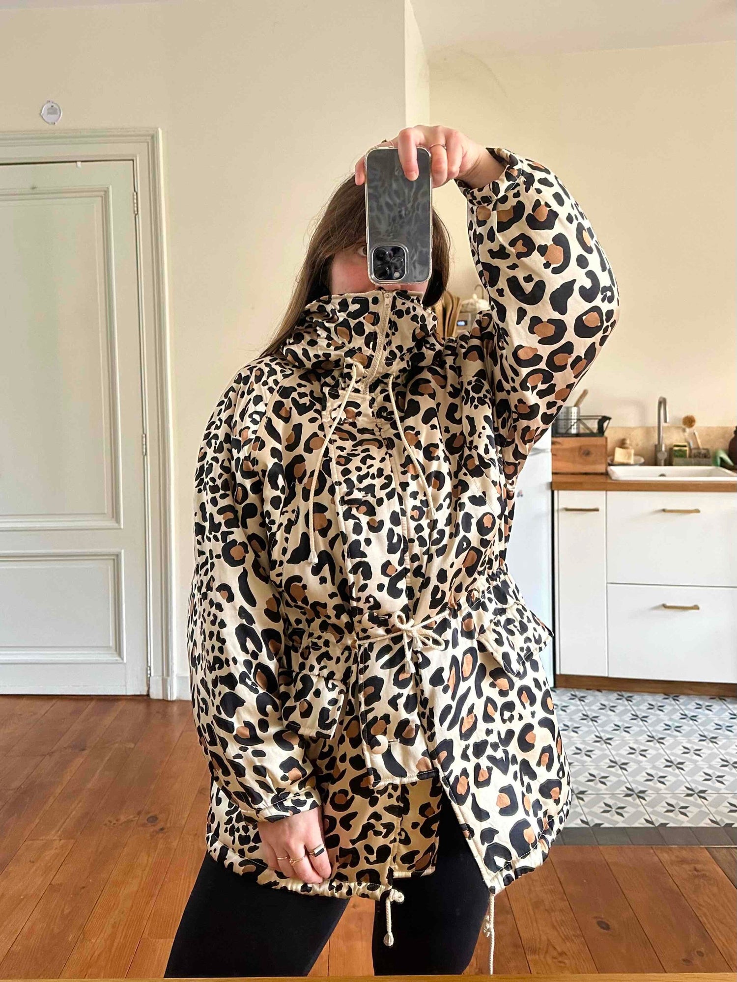 Doudoune léopard en soie