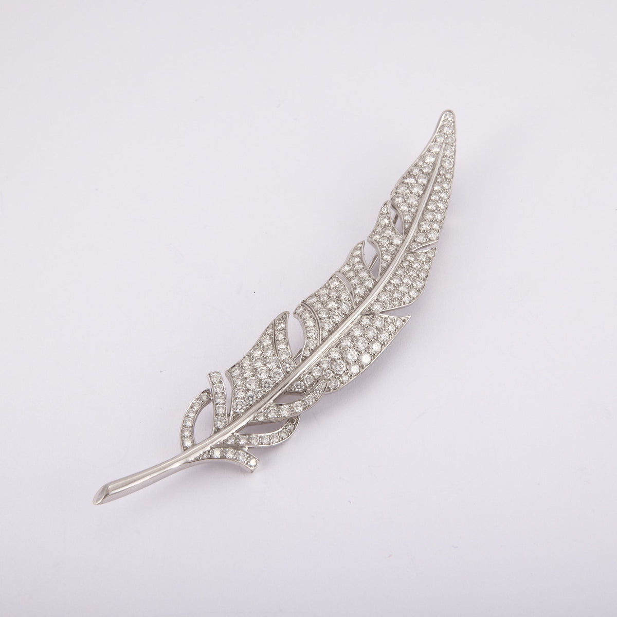 BOUCHERON- Broche Plume Diamants