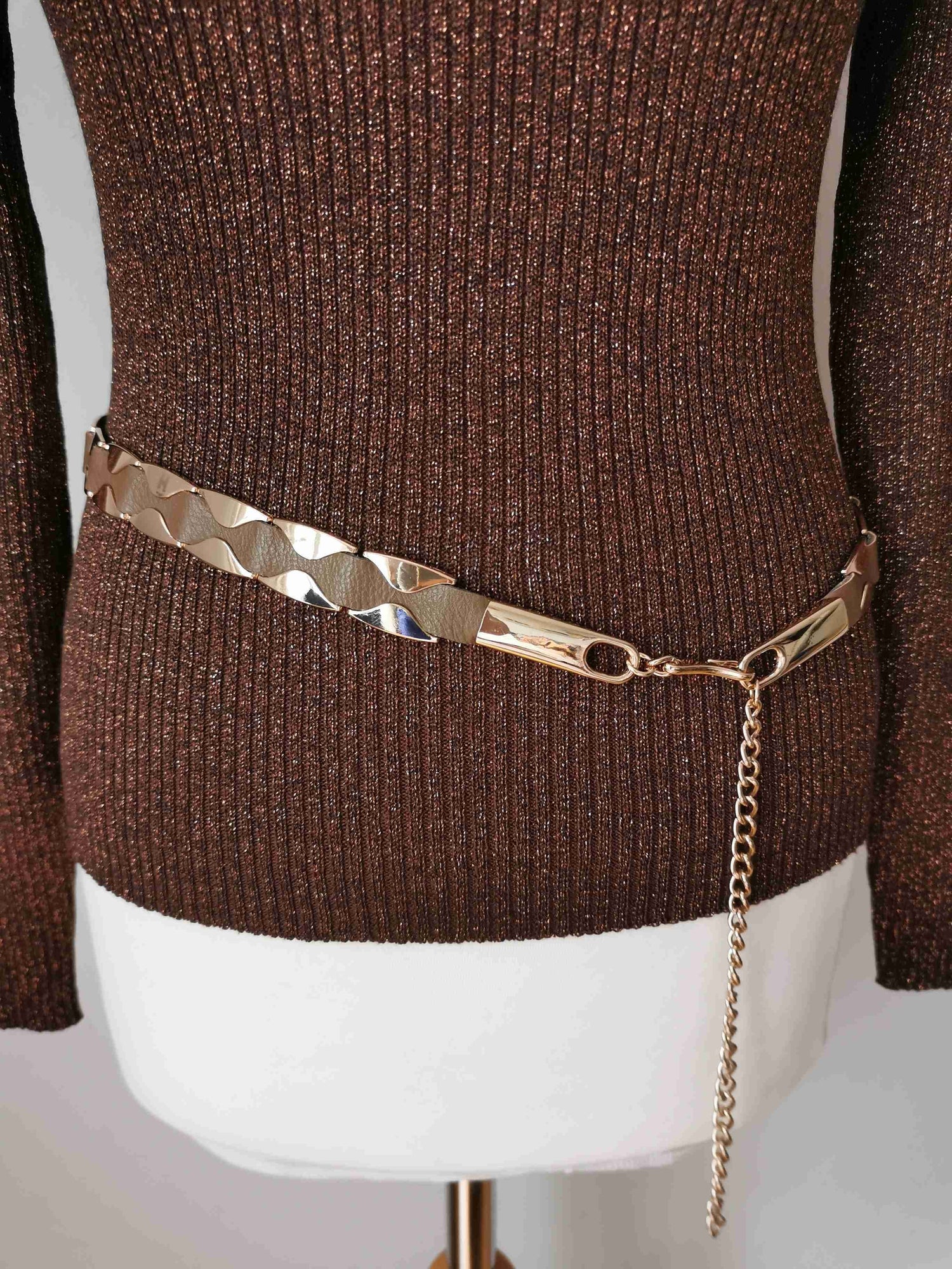 Ceinture en cuir et métal