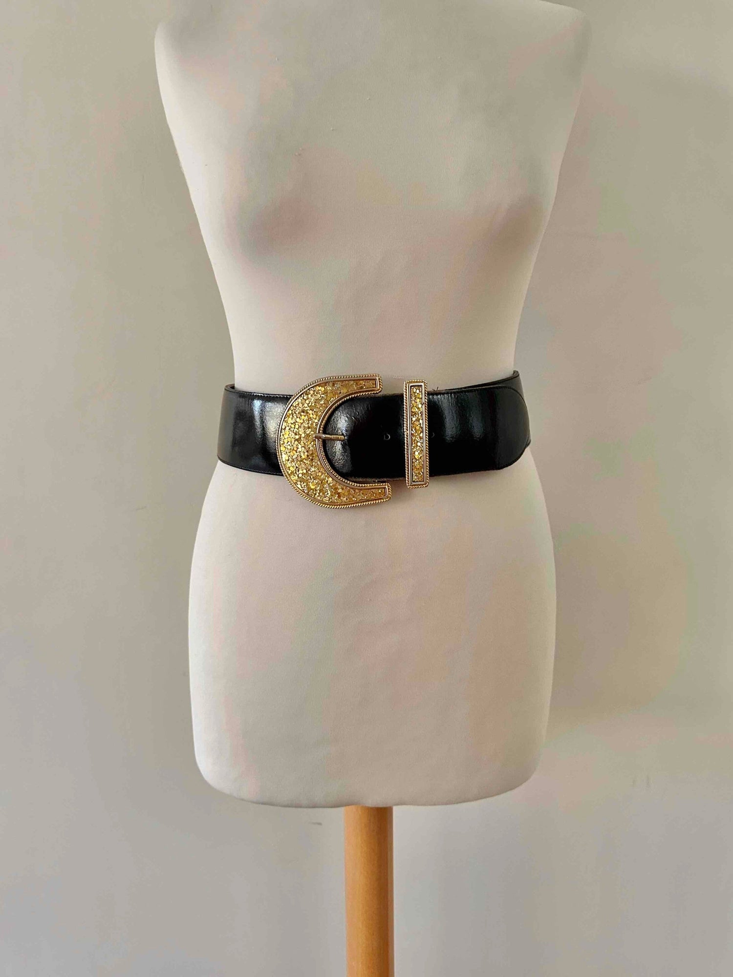 Leather belt