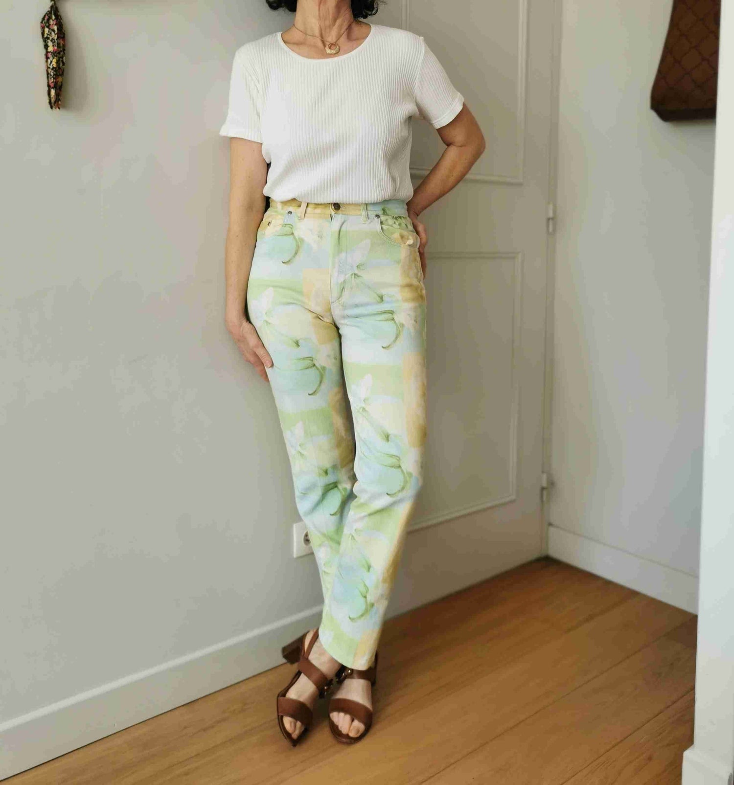 Pantalon à fleurs
