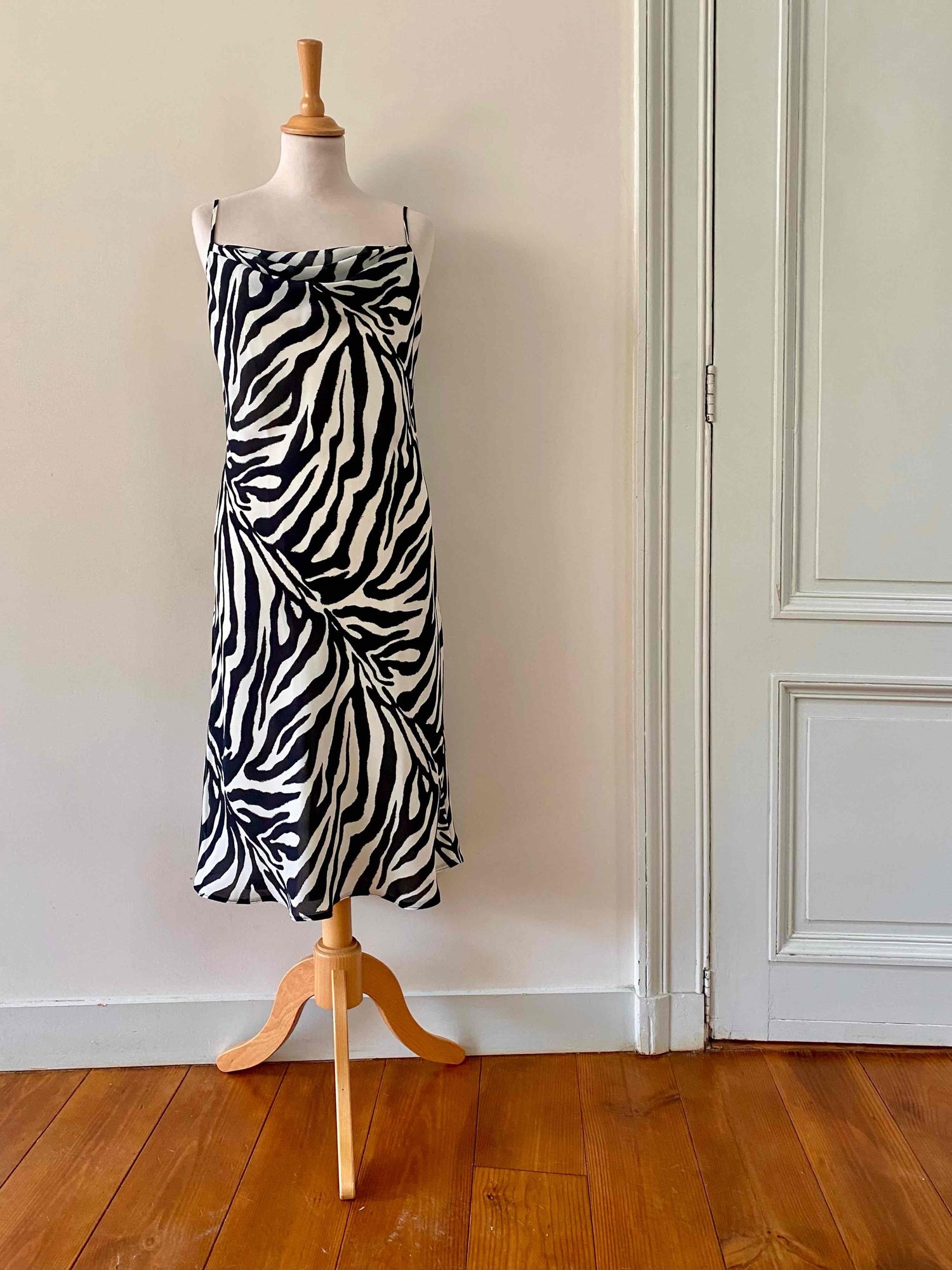 Zeebra print nightgown