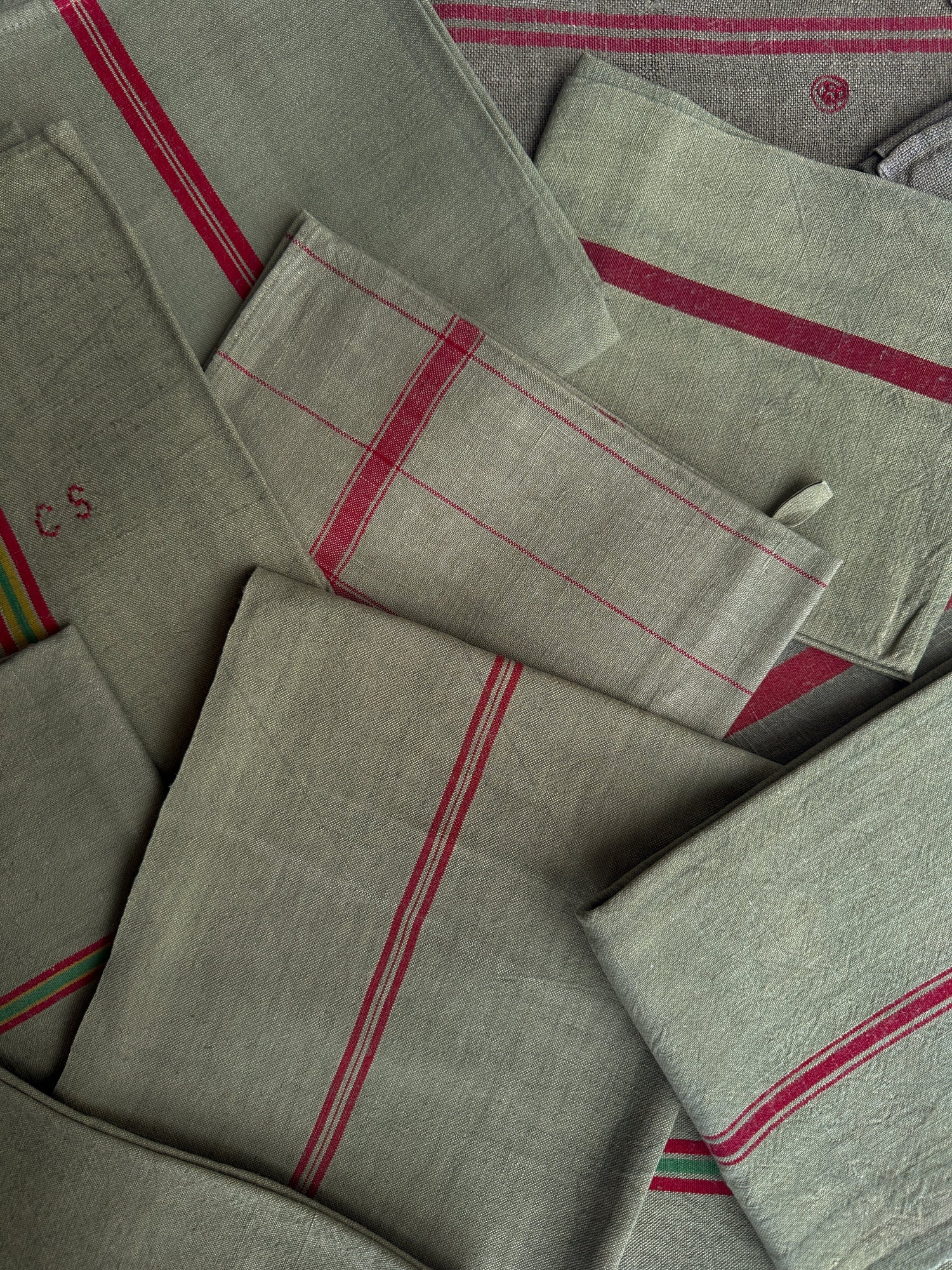 Vintage tea towel - Almond - Various patterns