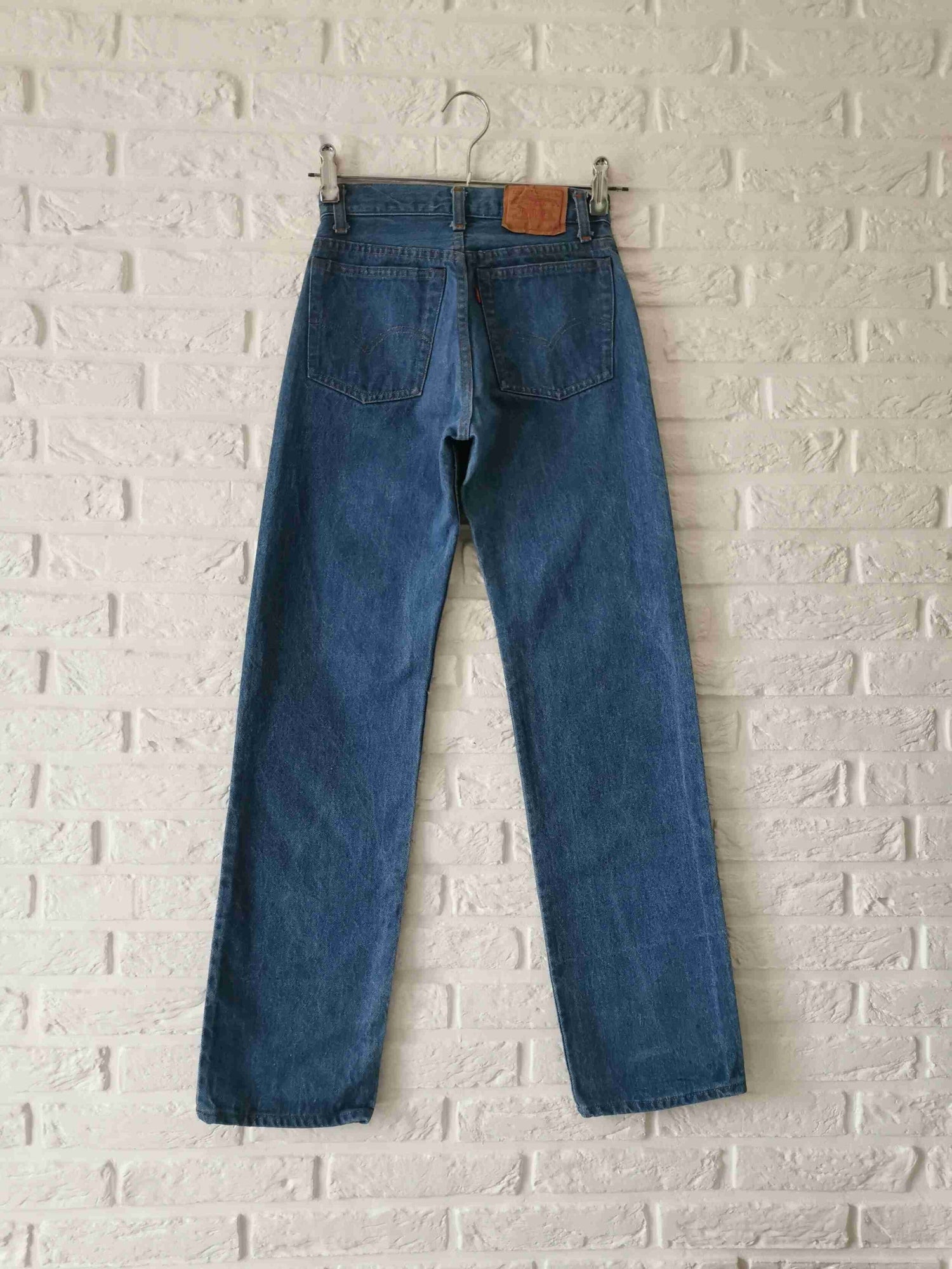 Jean Levi's 701 W26 L34