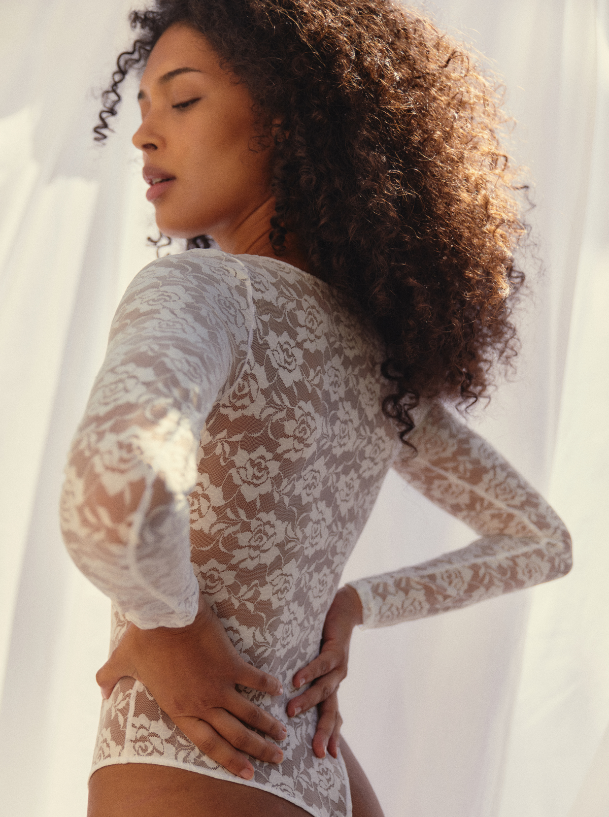 Body White Roses dentelle