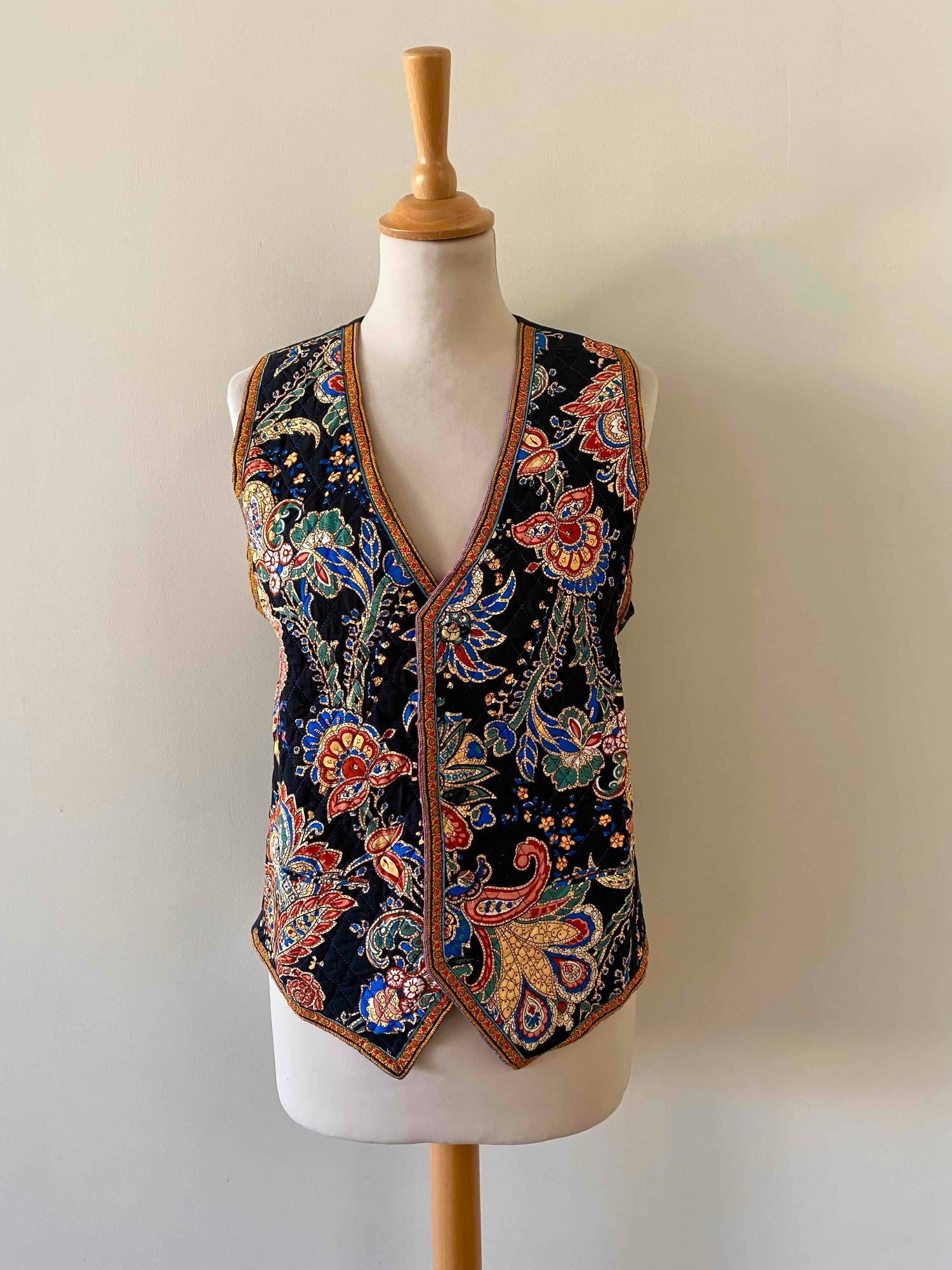 Quilted sleeveless vest