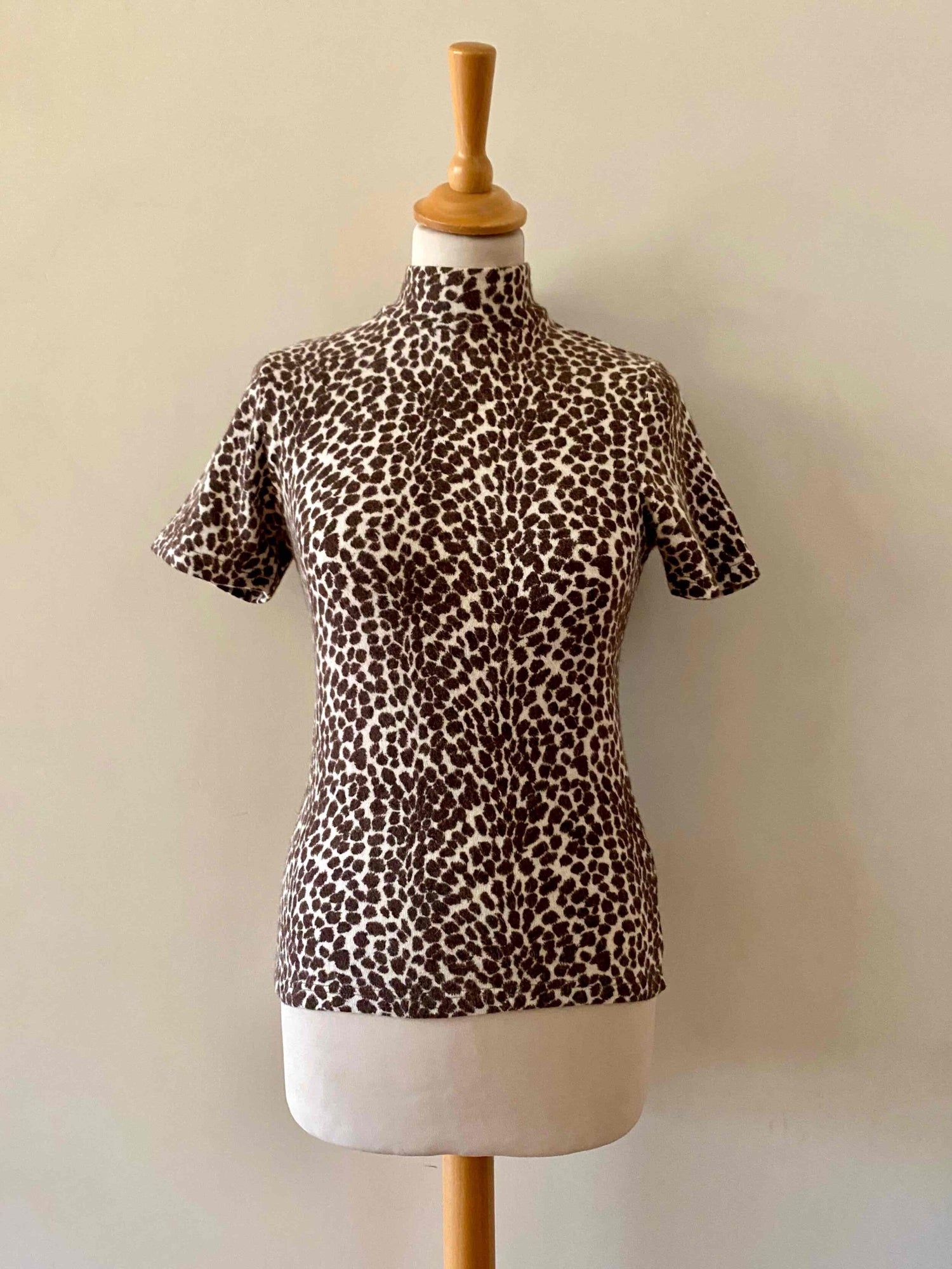 Leopard turtleneck