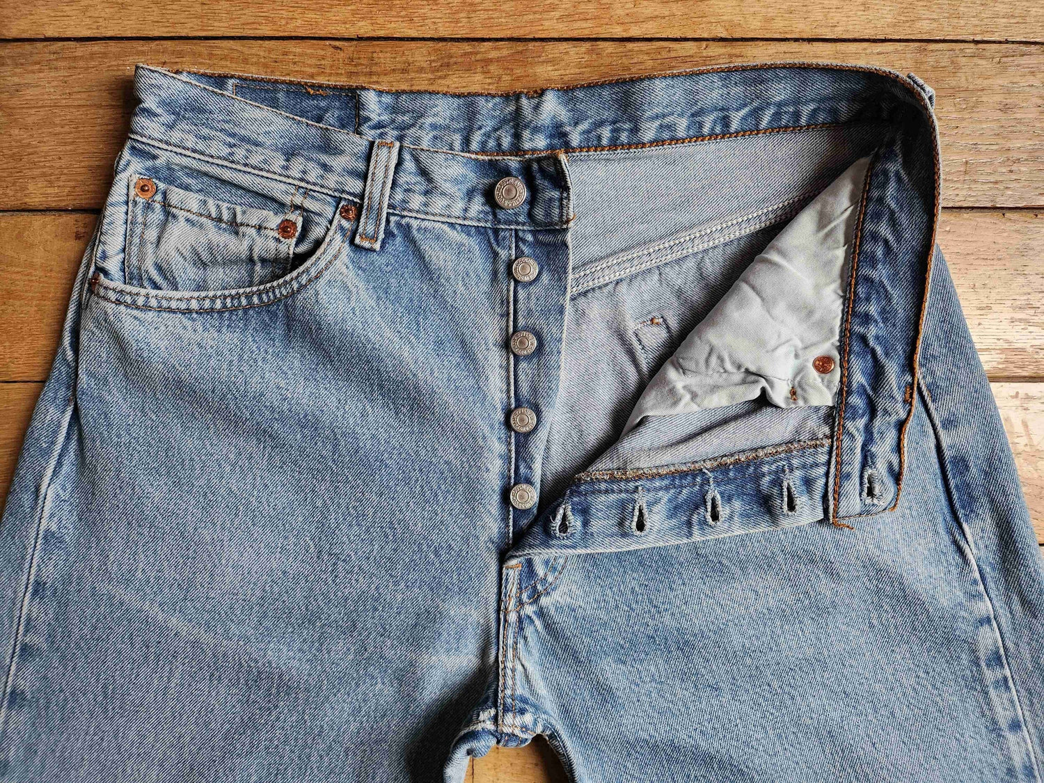 Jean Levi's 501 W33L36