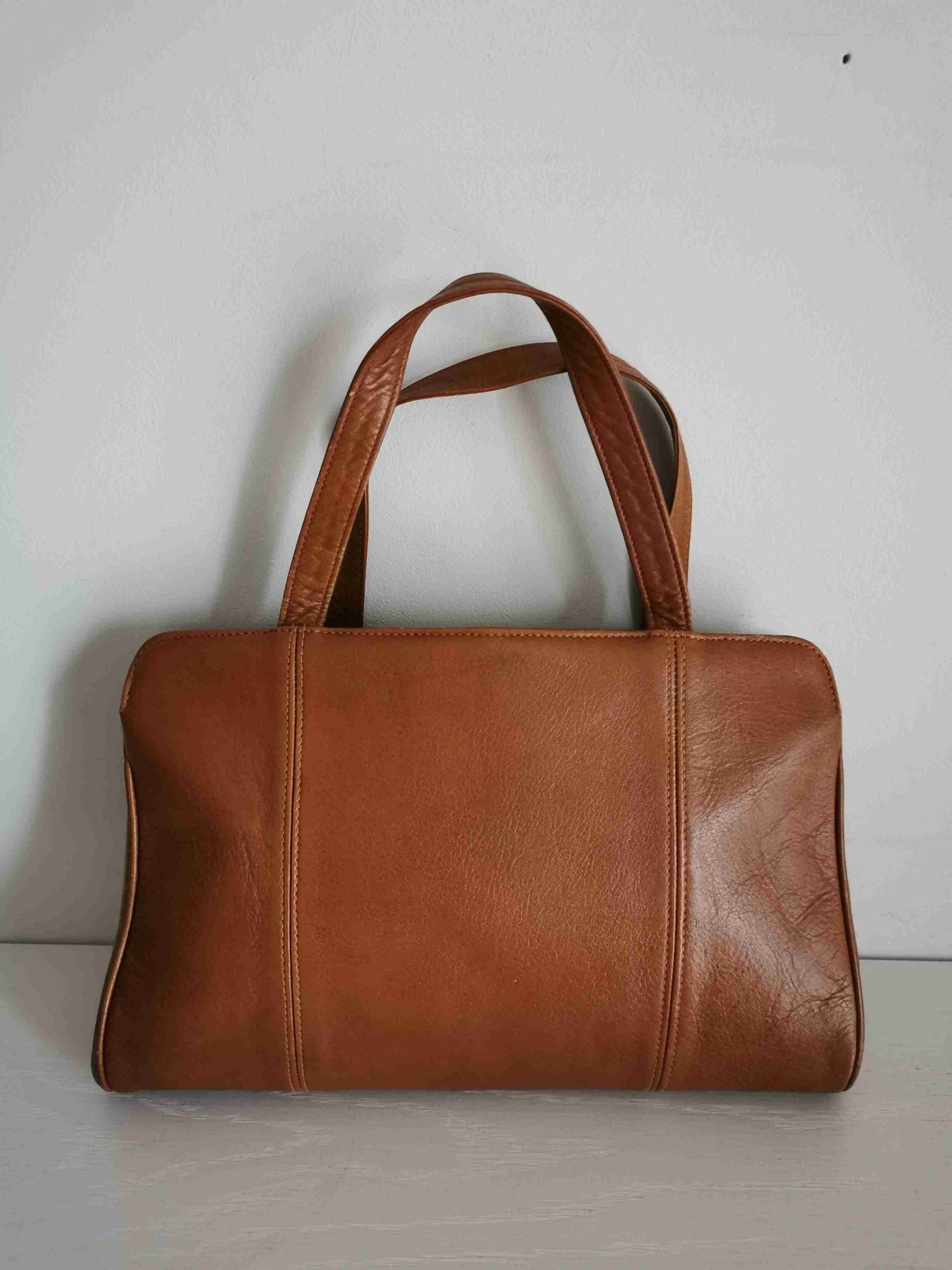 Leather bag