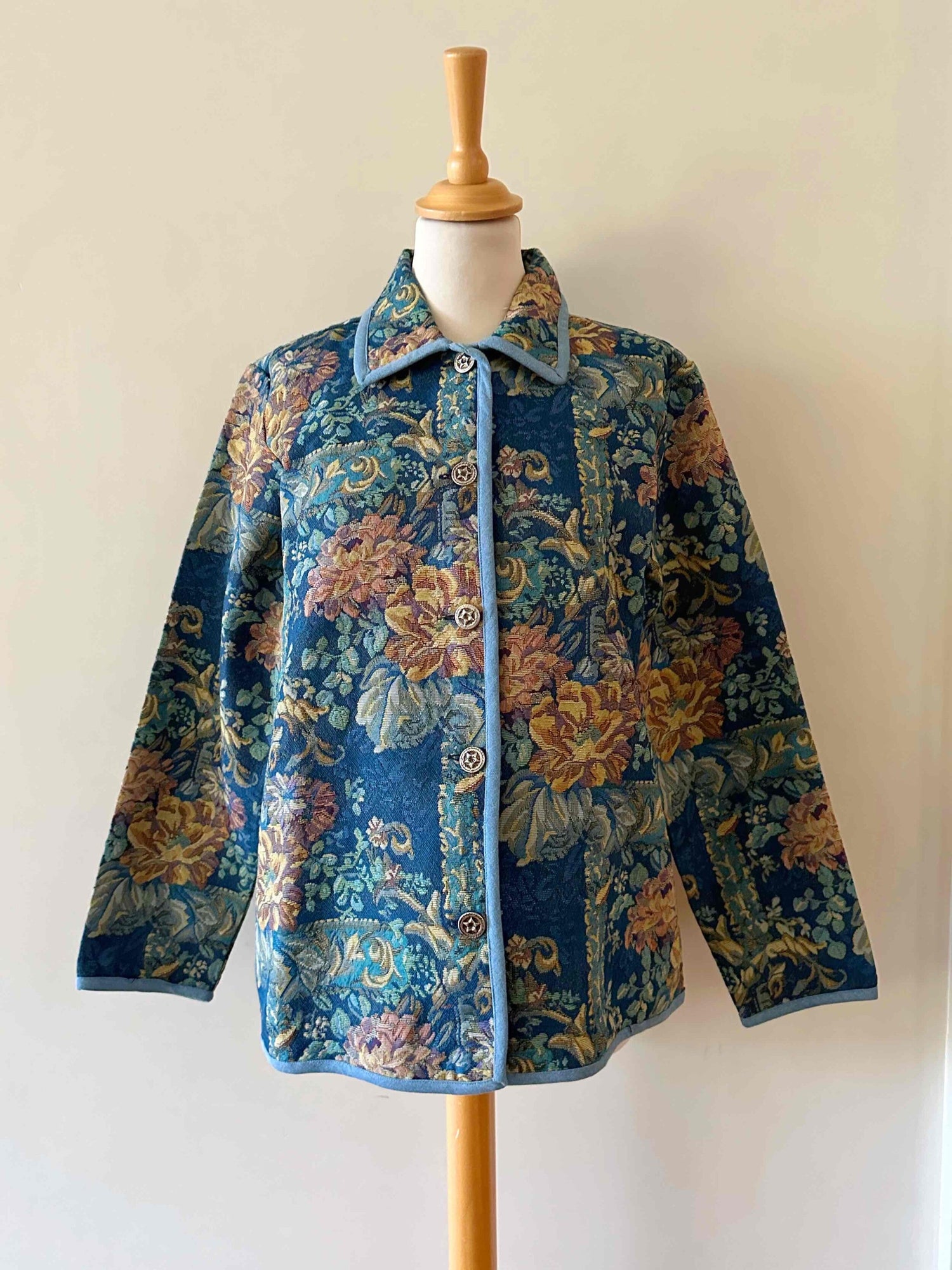 Veste à fleurs