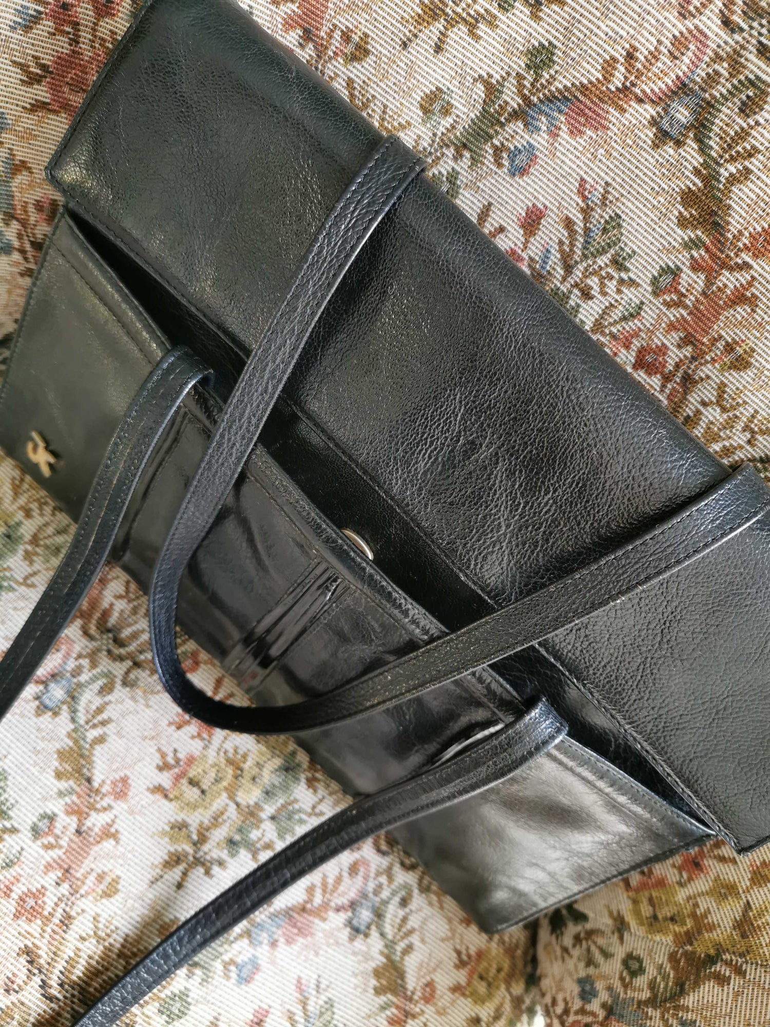 Leather handbag
