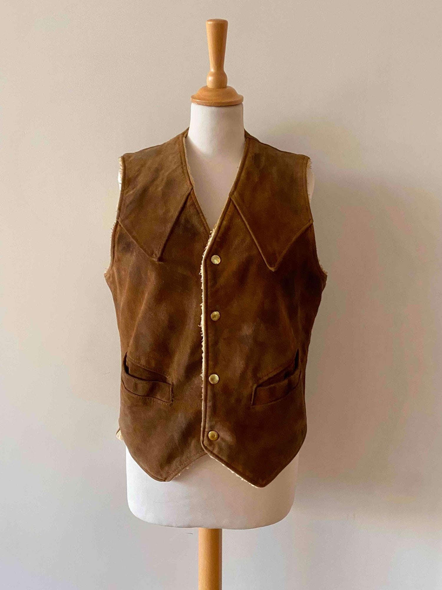 Gilet en peau lainée