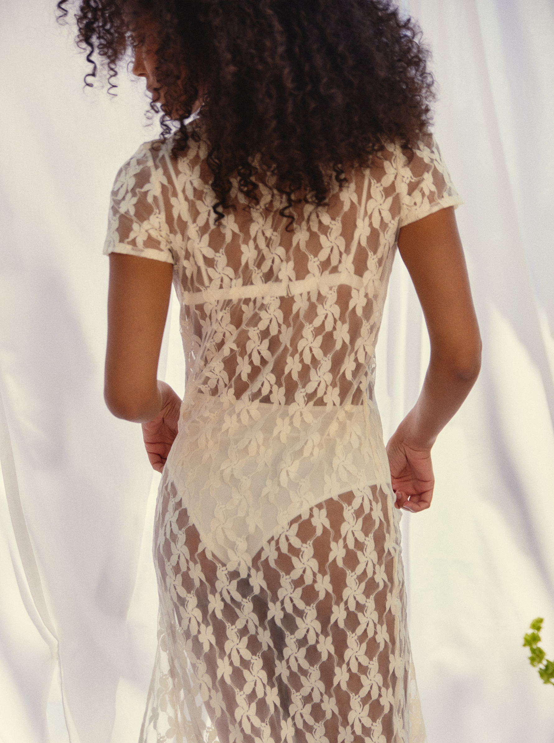 Robe Forever Lace fleurs