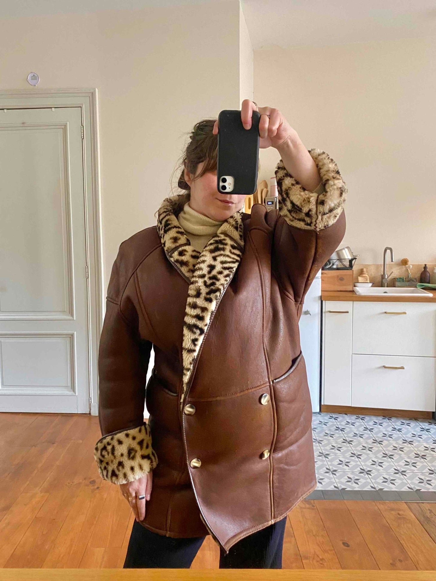 Manteau en peau lainée