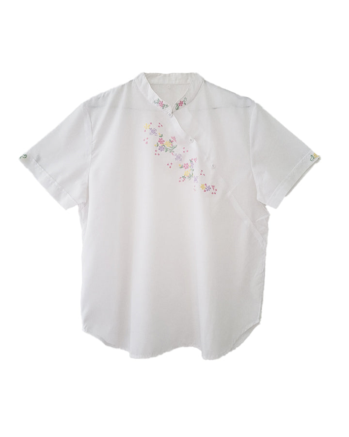 Blouse brodée