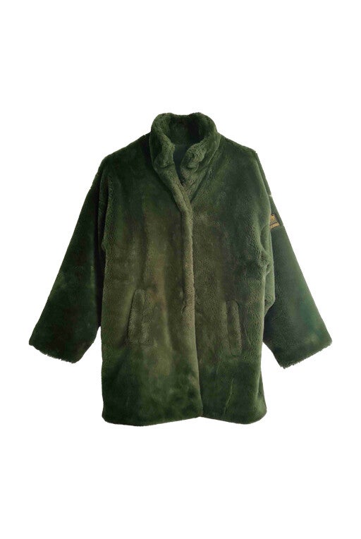 Manteau en fausse fourrure