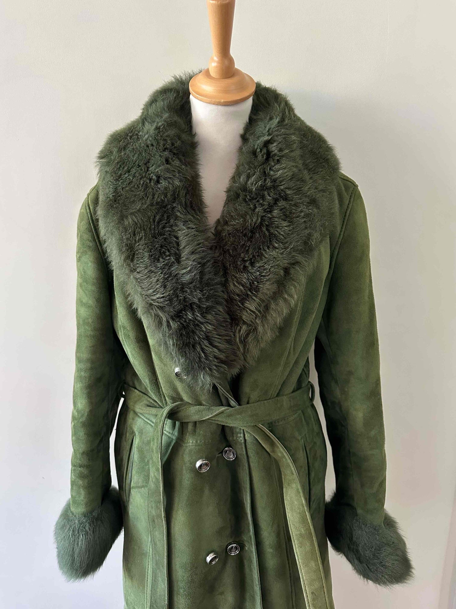 Manteau en peau lainée