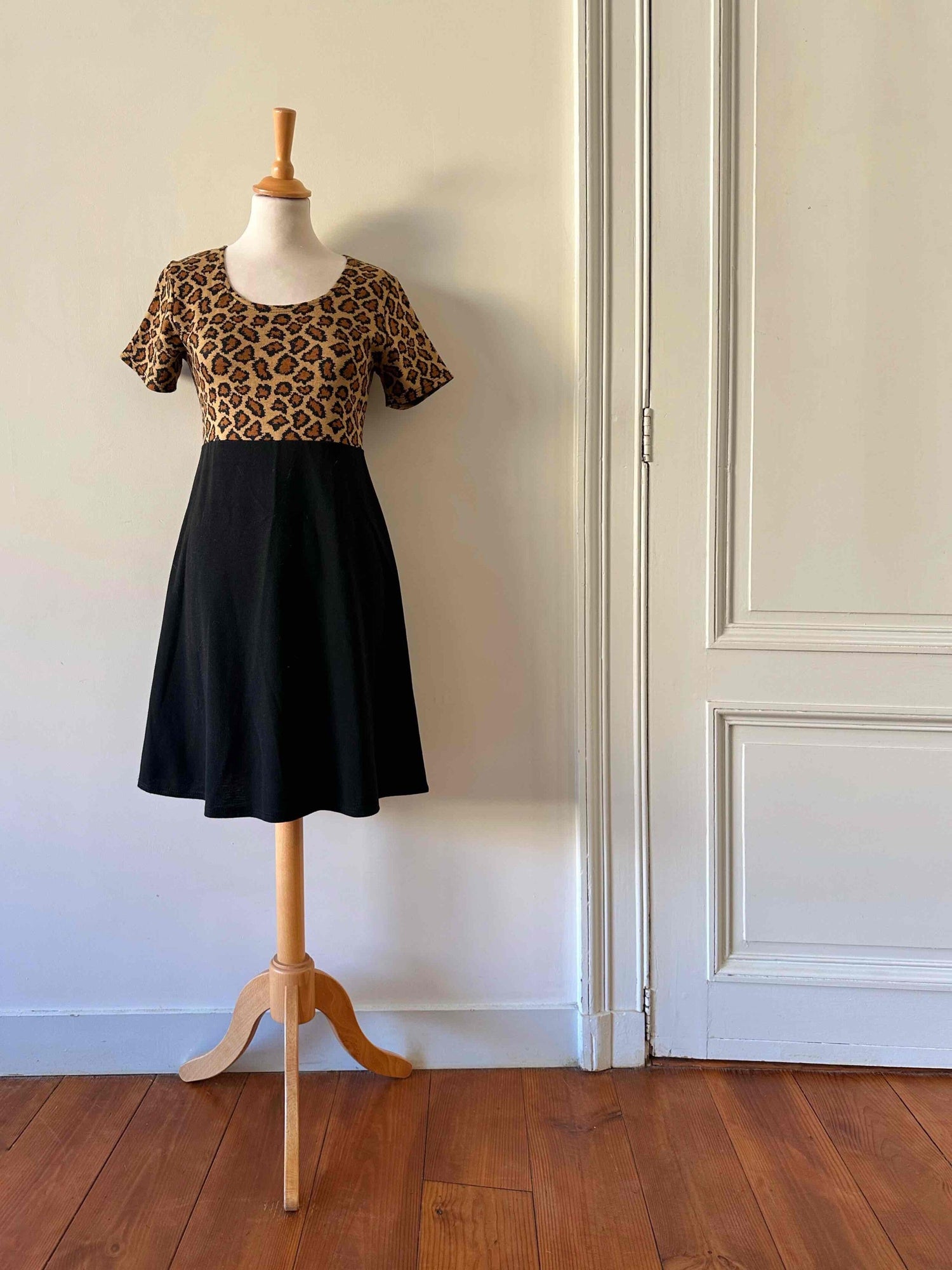 Leopard print knit dress