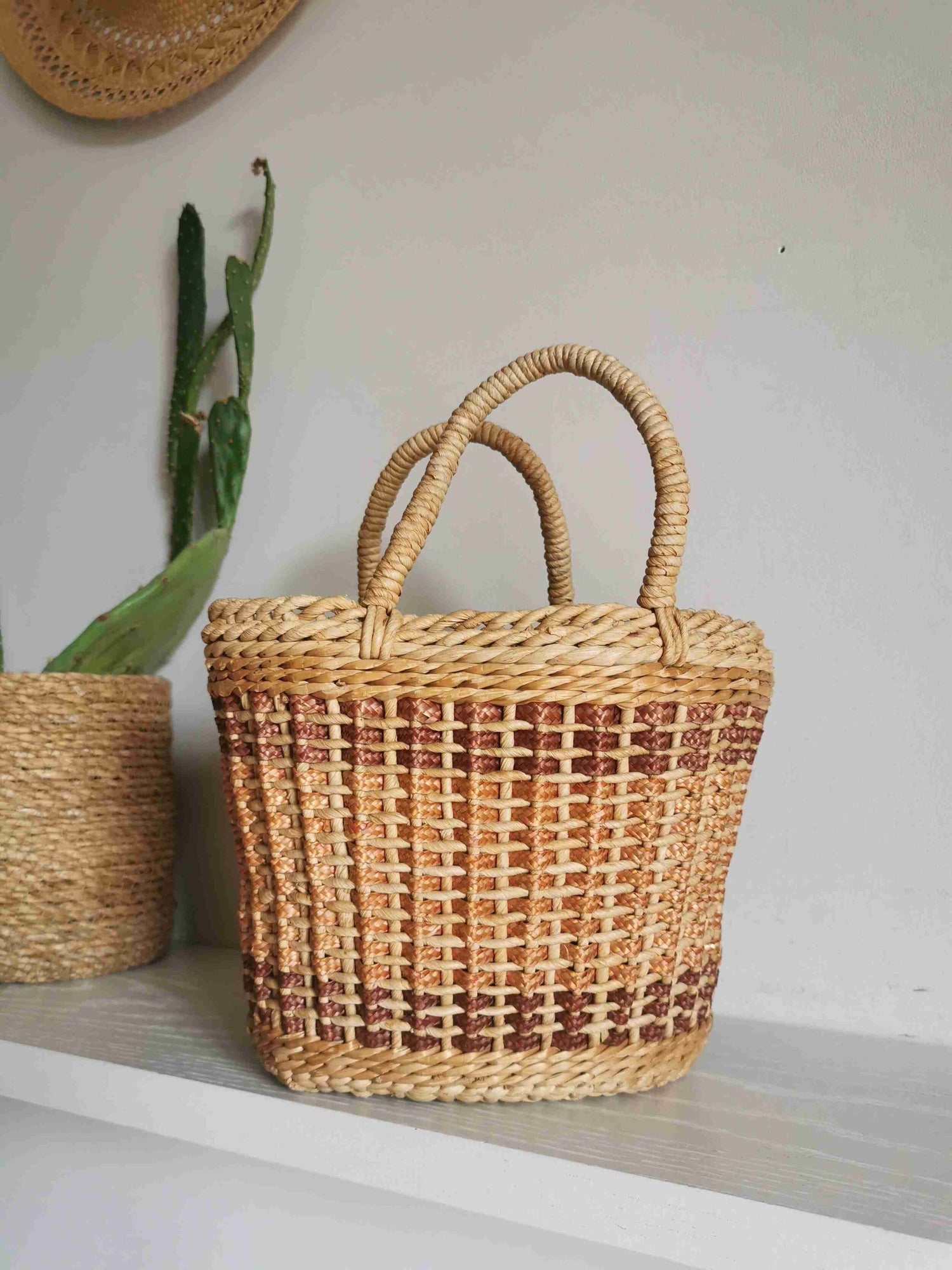 Straw basket
