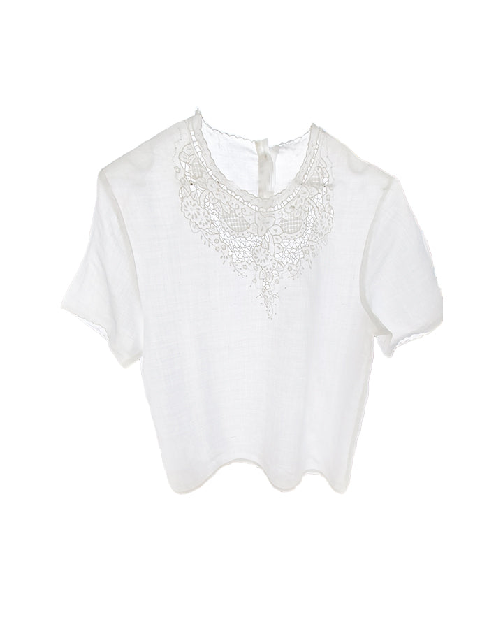 Blouse en lin brodée