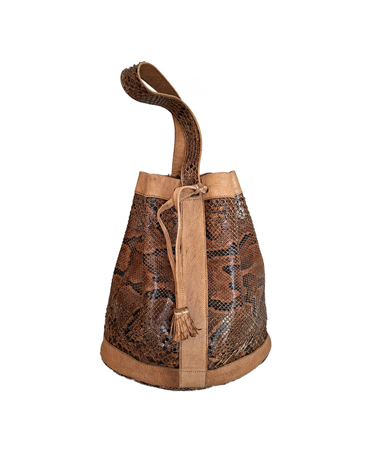 Sac seau en cuir exotique