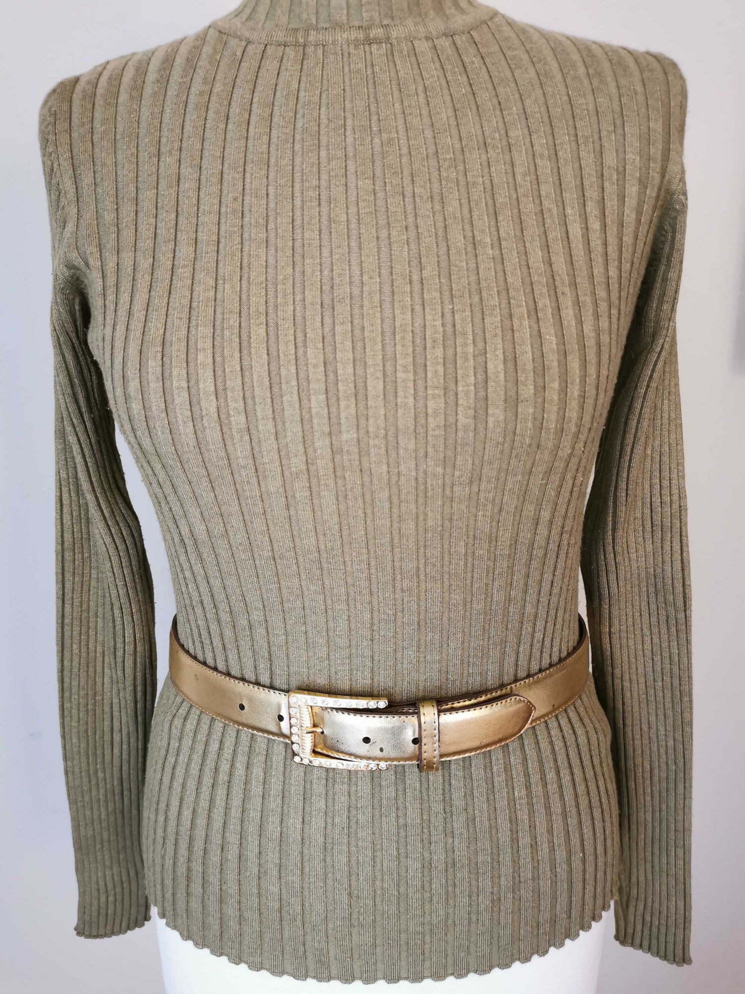Golden belt
