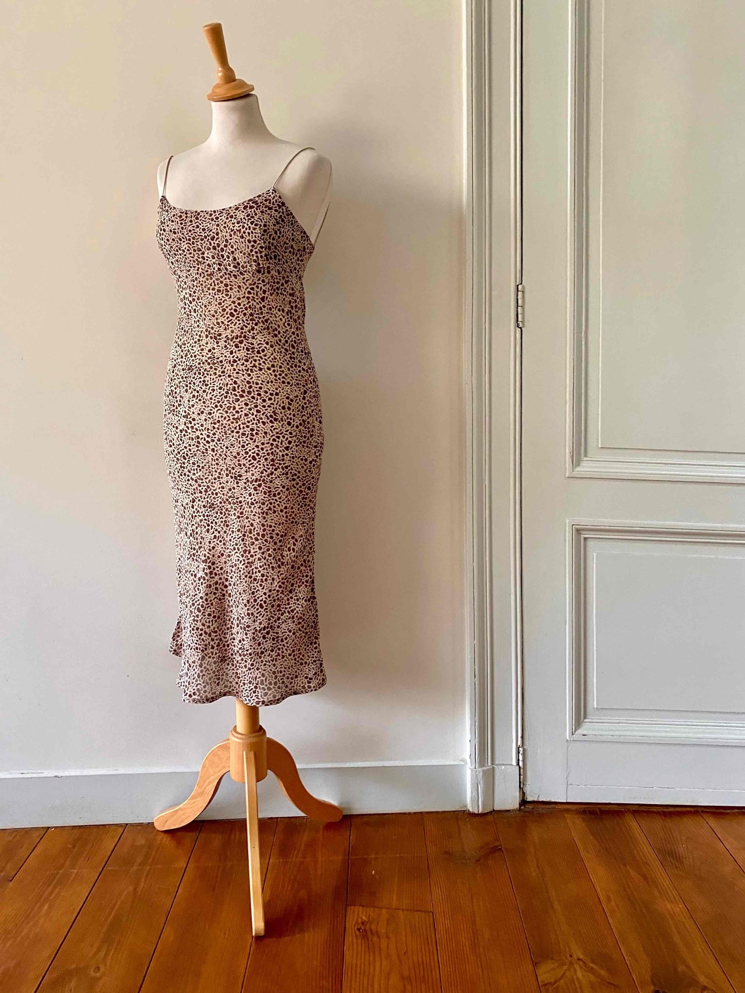 Leopard print midi dress