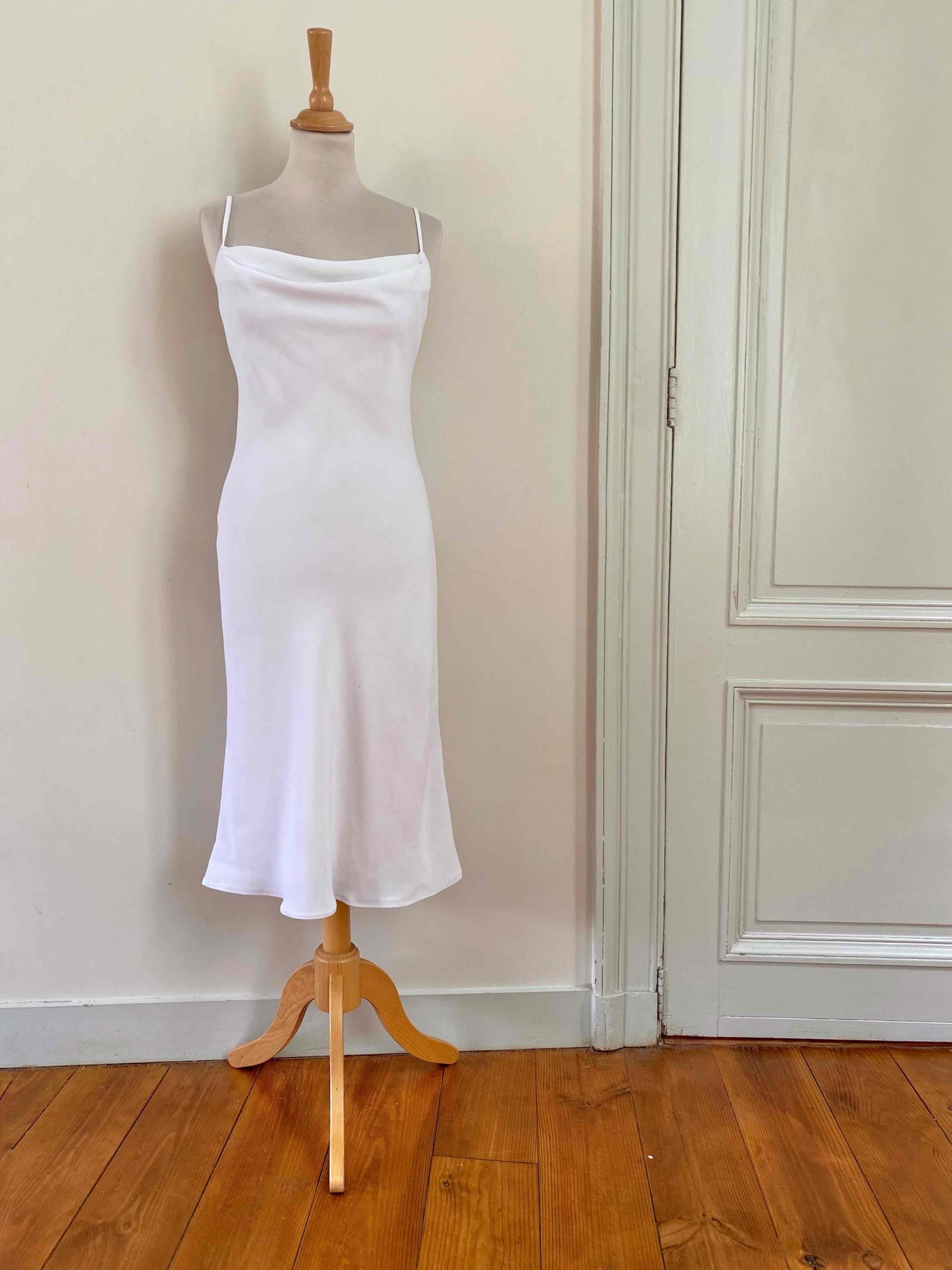 Spaghetti strap midi dress