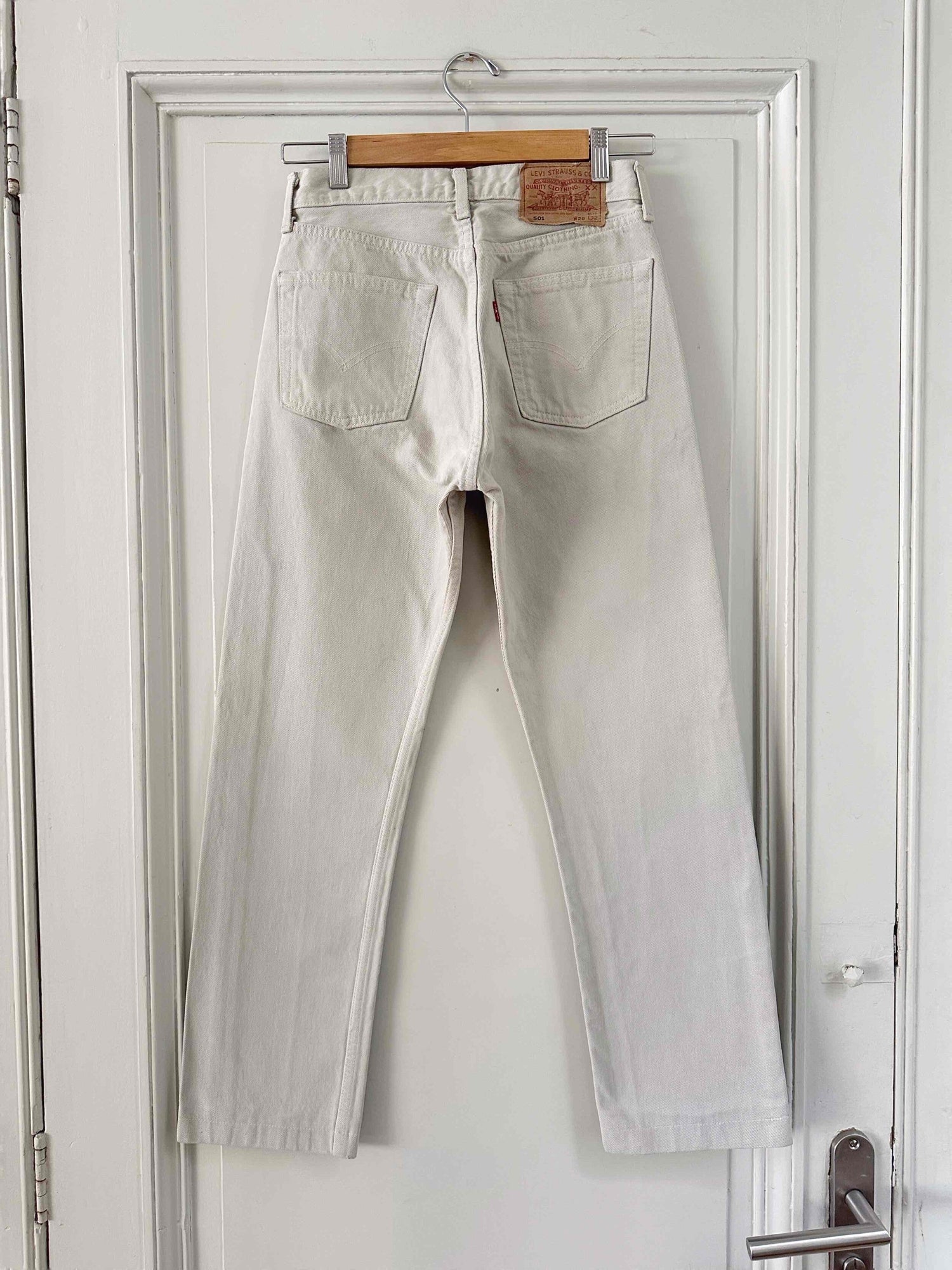 Jean Levi's 501 W28 L32