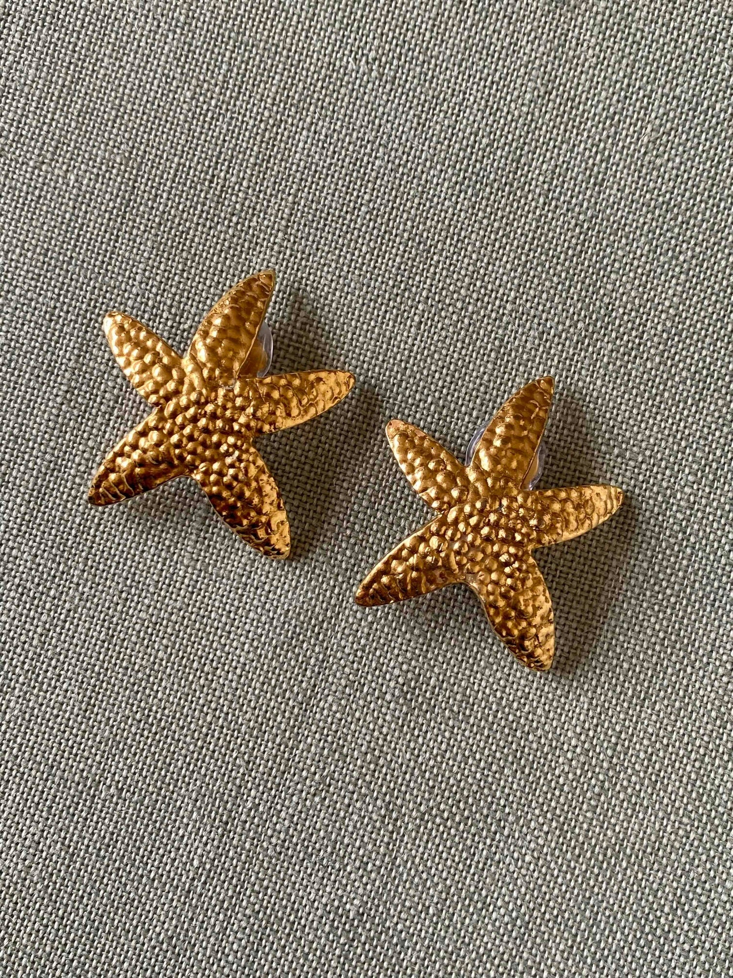 Boucles d’oreilles clips Yves Saint Laurent