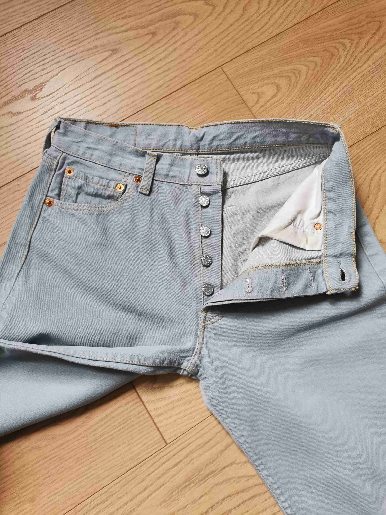 Jean Levi's 501 W30 L32