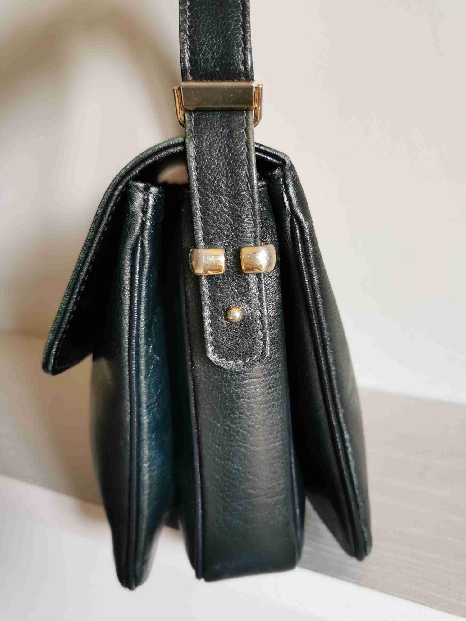 Leather handbag