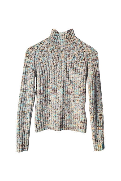 Col roulé en maille côtelée